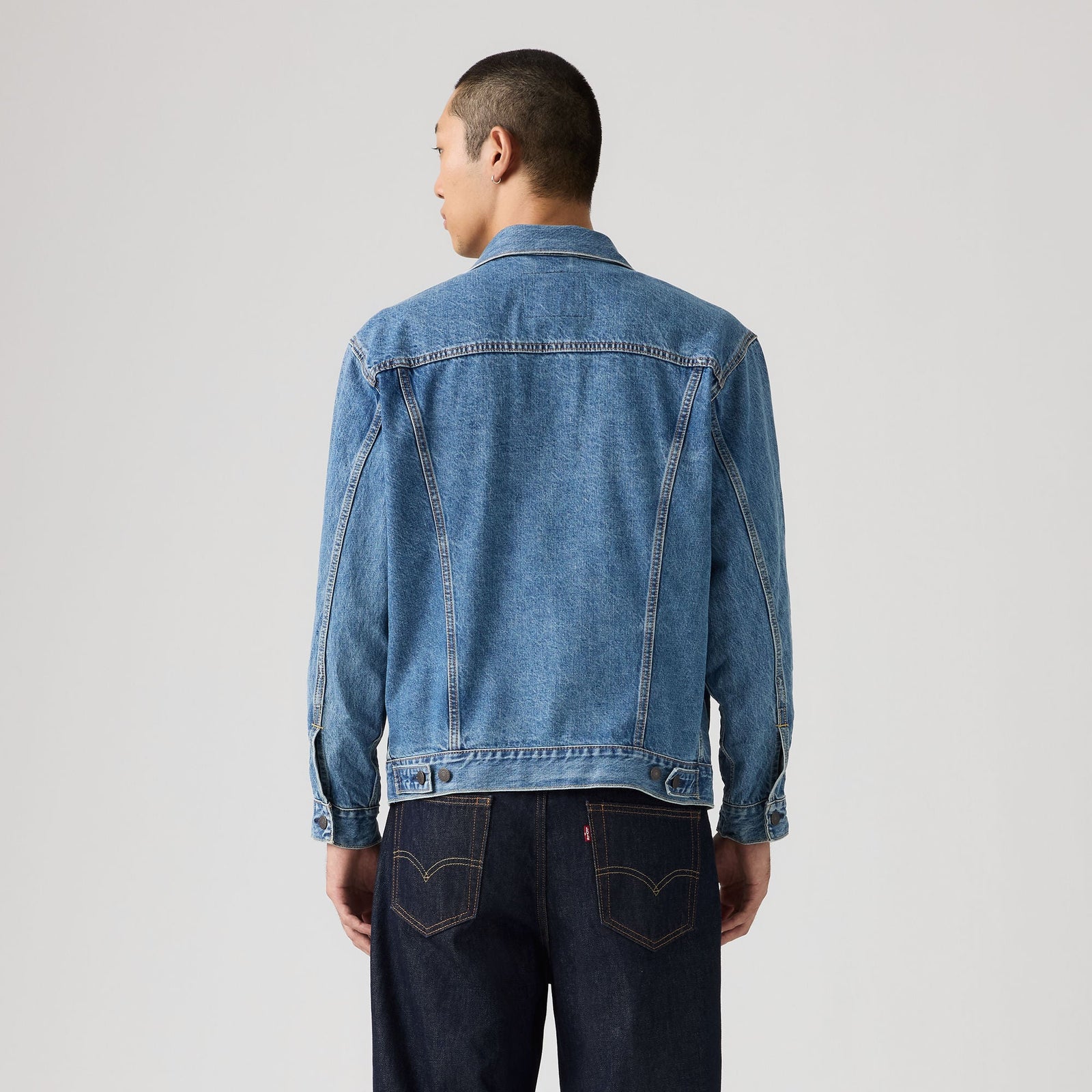 Main 2 - Levi's® Men's Relaxed Trucker Jacket - A57820105