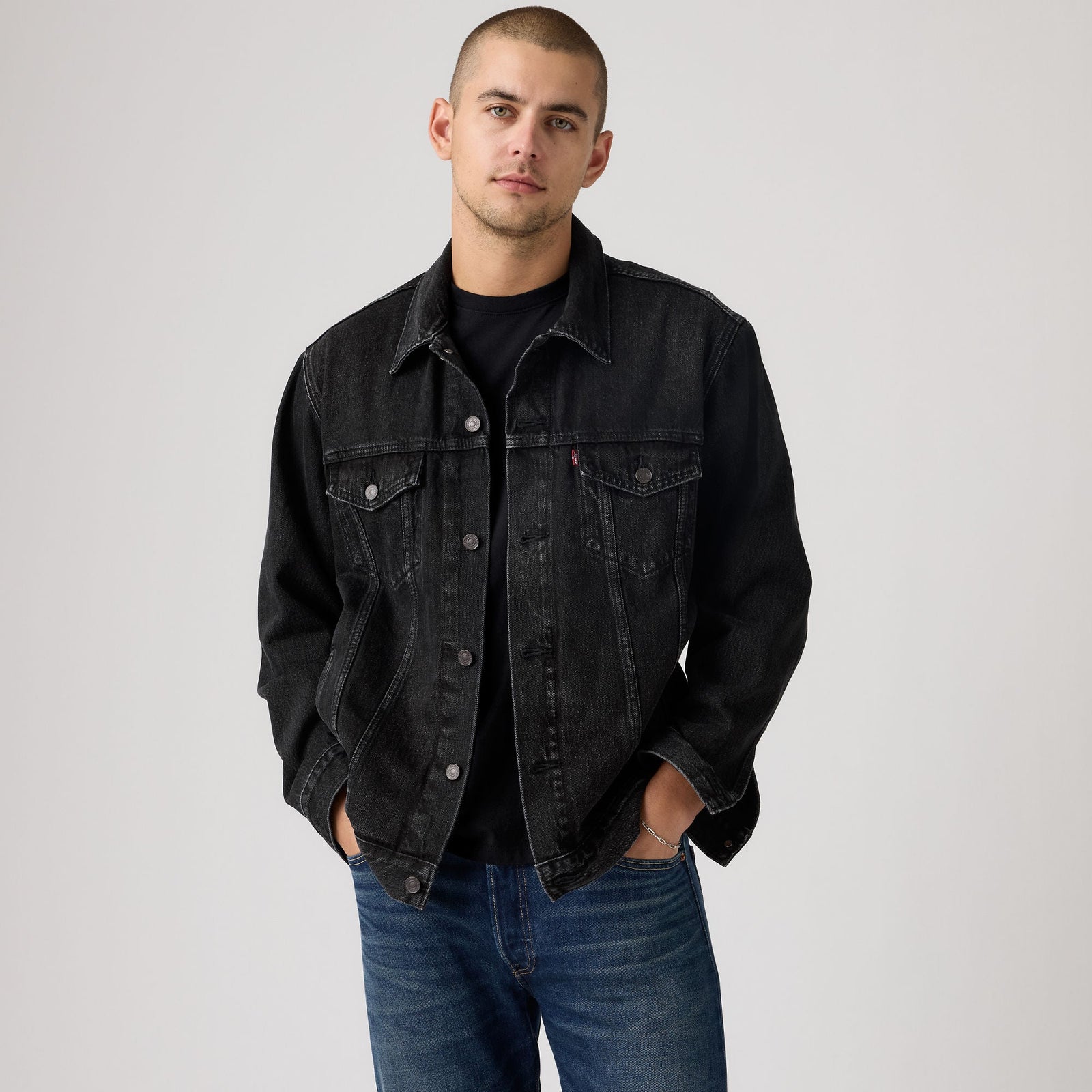 Main 3 - Levi's® Men's Relaxed Type 3 Trucker Jacket - A57820103
