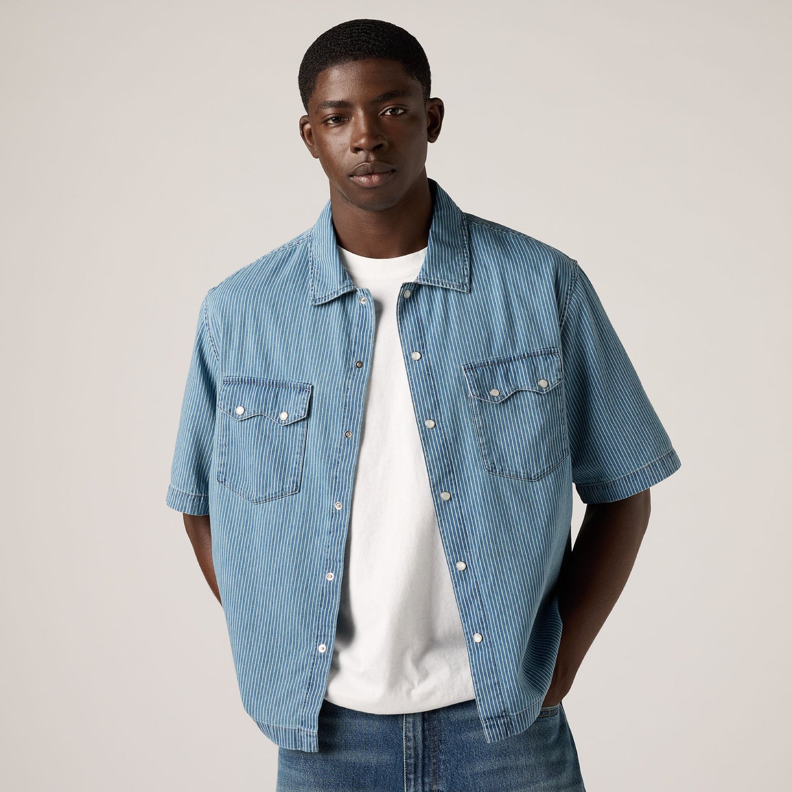 Main 1 - Levi's® Men's Short-Sleeve Boxy Western Shirt - 005H70006