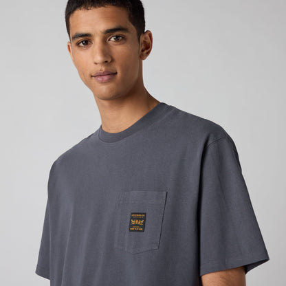 Thumbnail 4 - Levi's® Men's Short-Sleeve Workwear Pocket T-Shirt - 008AB0002