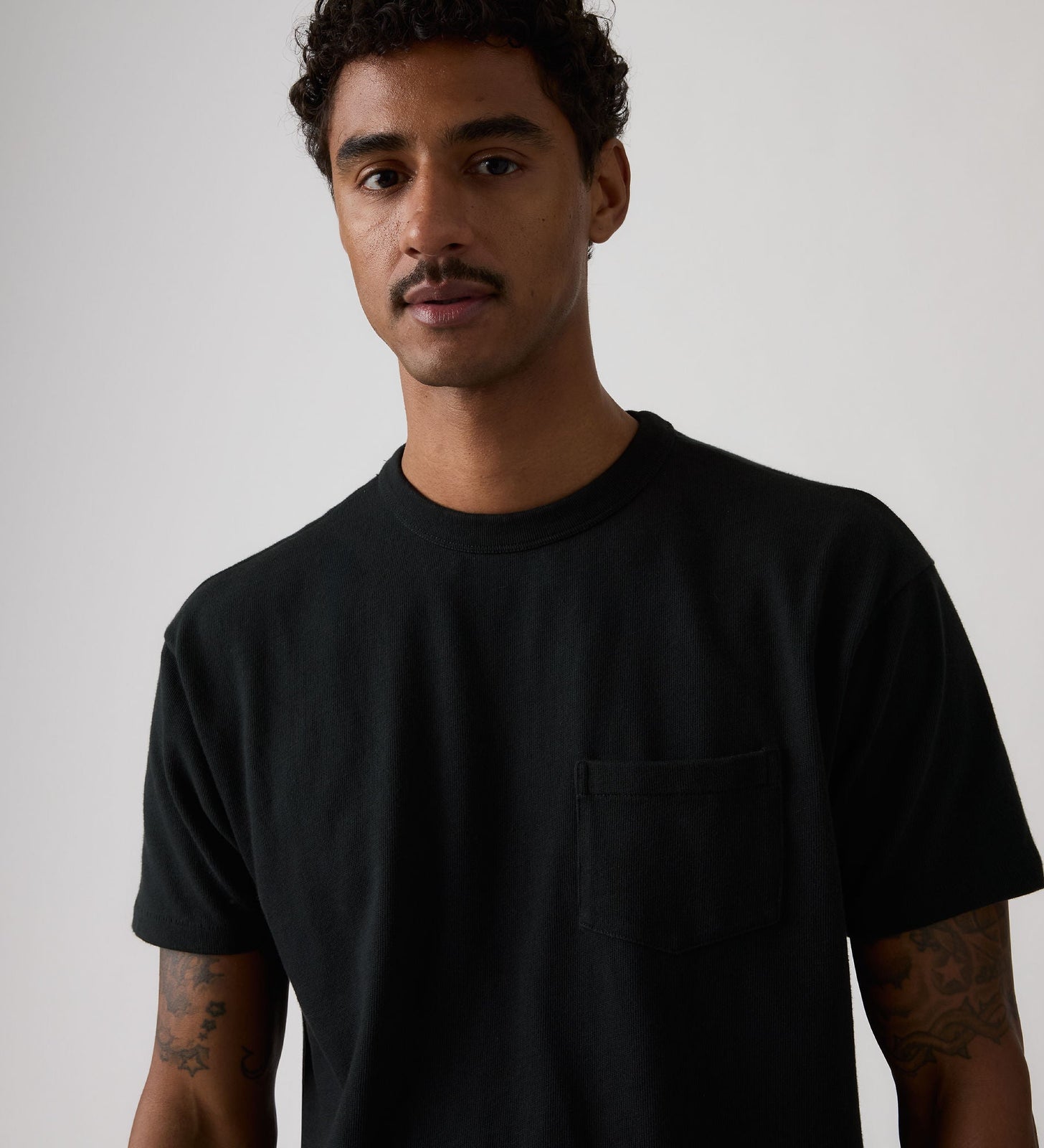 Main 4 - Levi's® Vintage Clothing Men's 1960s Casual Tee - 004T00002