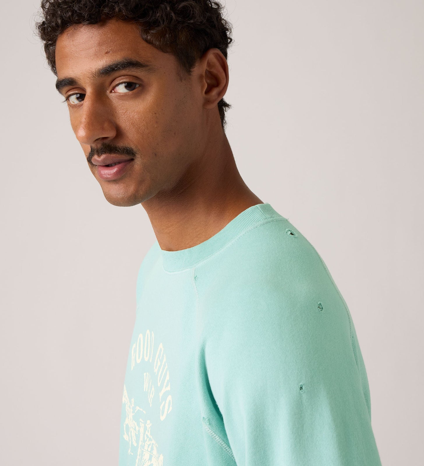 Main 4 - Levi's® Vintage Clothing Men's Good Guys Wear Levi's® Sweatshirt - 006UR0000