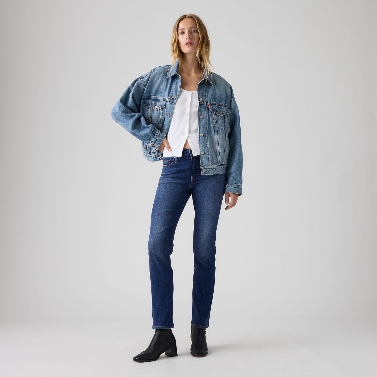 Main 1 - Levi's® Women's 312 Shaping Slim Jeans - 196270280