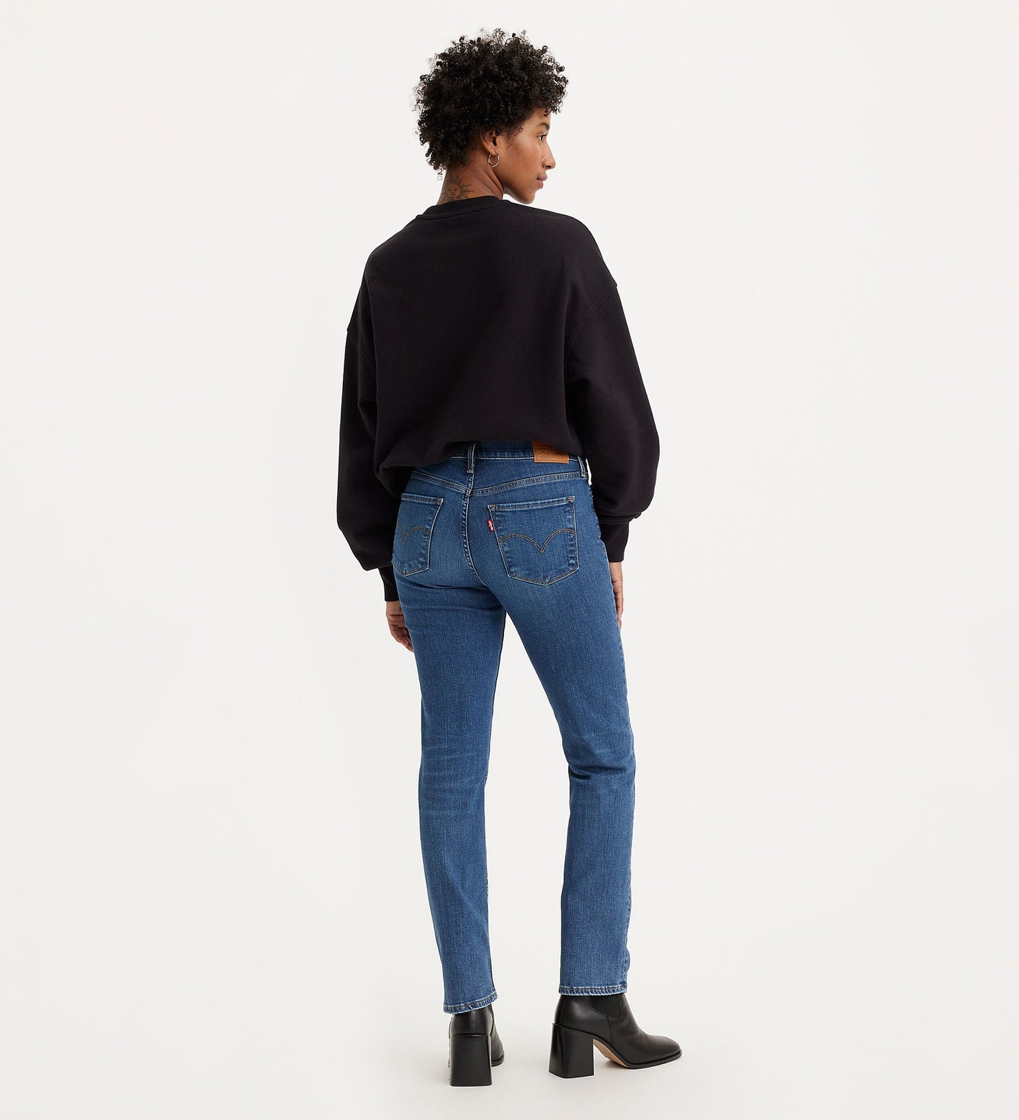 Main 2 - Levi’s® Women's 312 Shaping Slim Jeans - 196270207