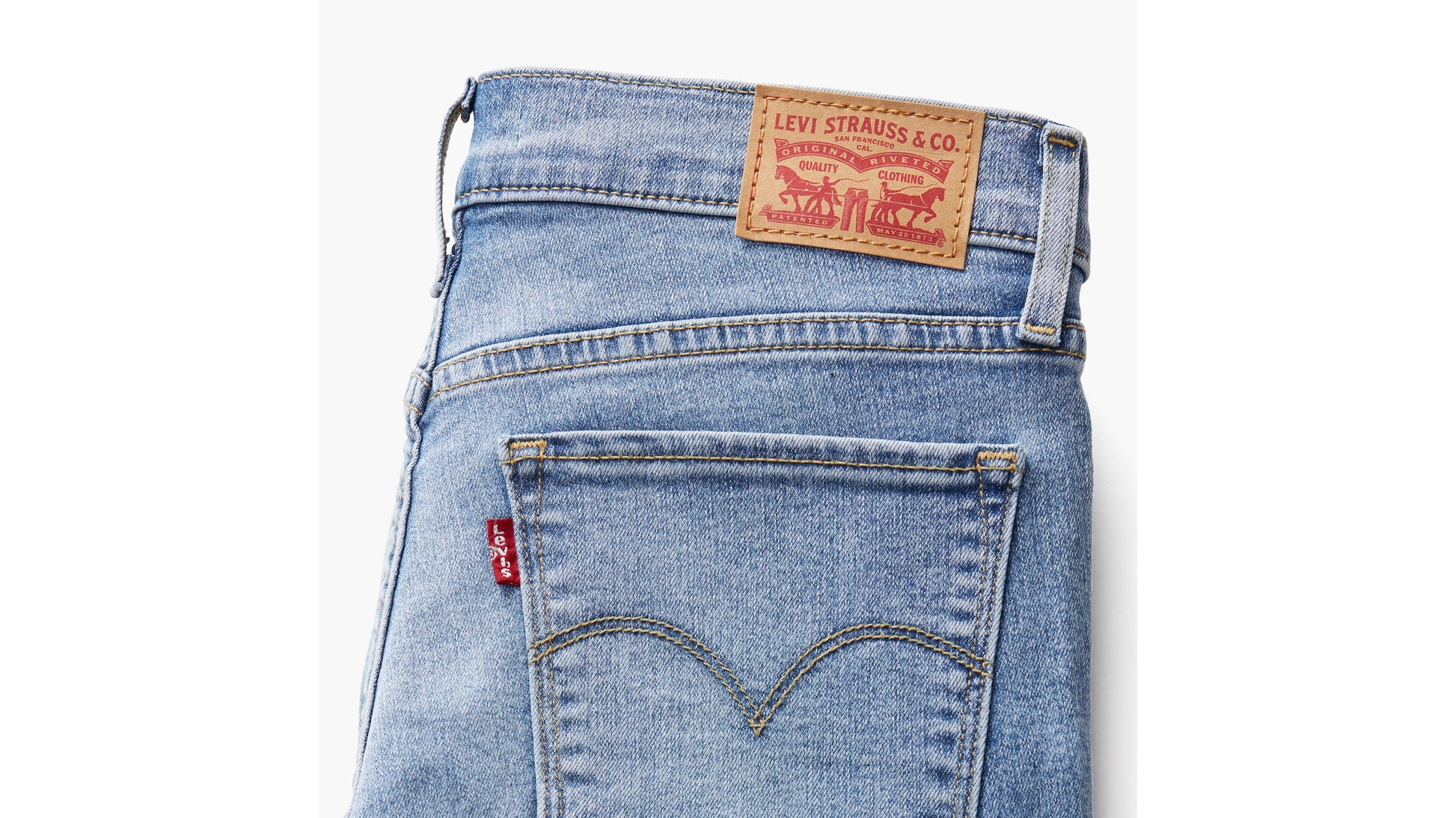 Levi’s® Women’s 314 Shaping Straight Jeans