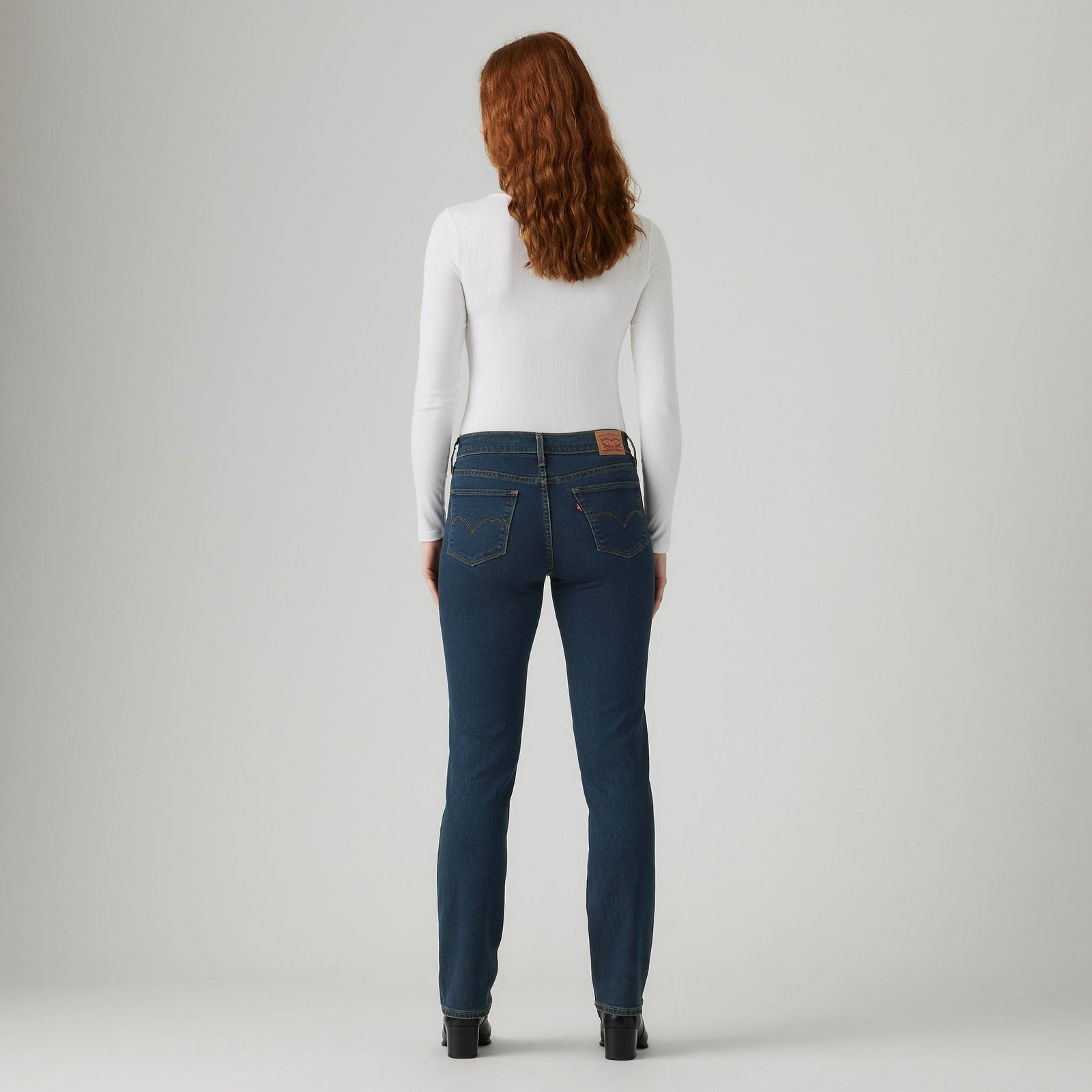 Main 2 - Levi's® Women's 314 Shaping Straight Jeans - 196310280