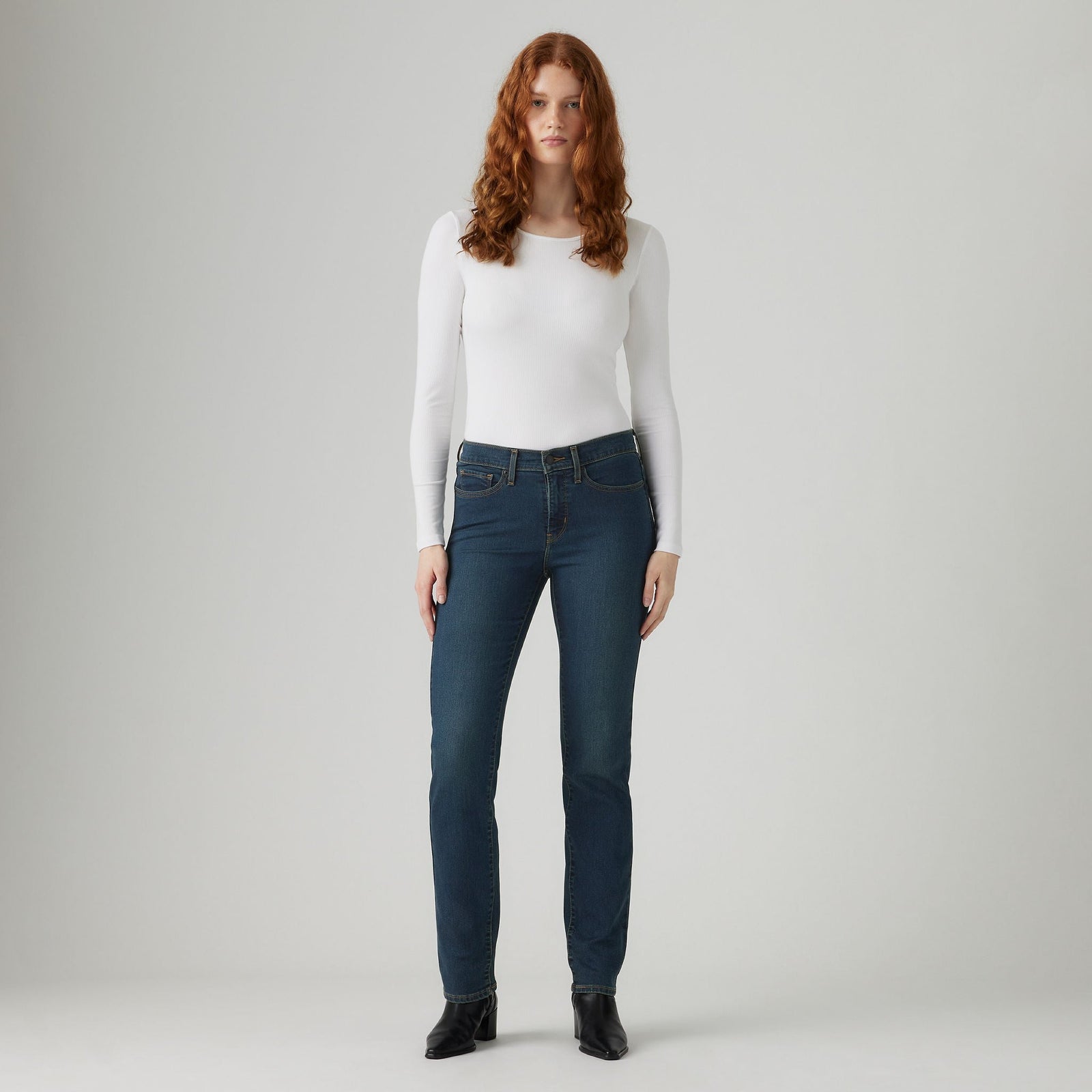 Main 3 - Levi's® Women's 314 Shaping Straight Jeans - 196310280