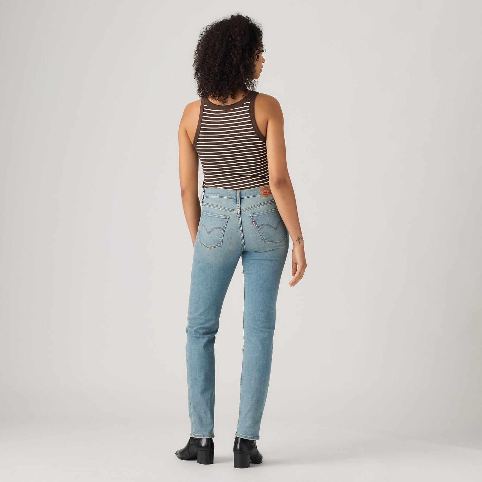 Main 2 - Levi's® Women's 314 Shaping Straight Jeans - 196310335