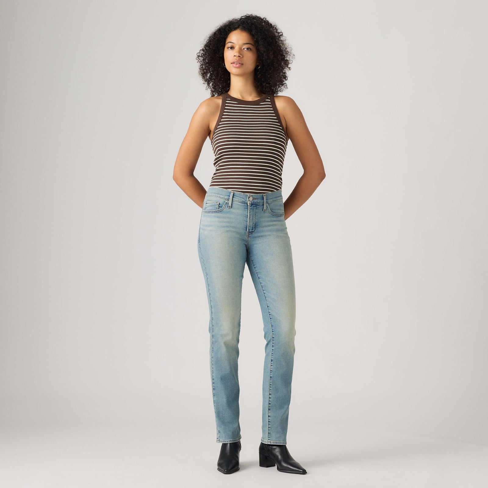 Main 3 - Levi's® Women's 314 Shaping Straight Jeans - 196310335