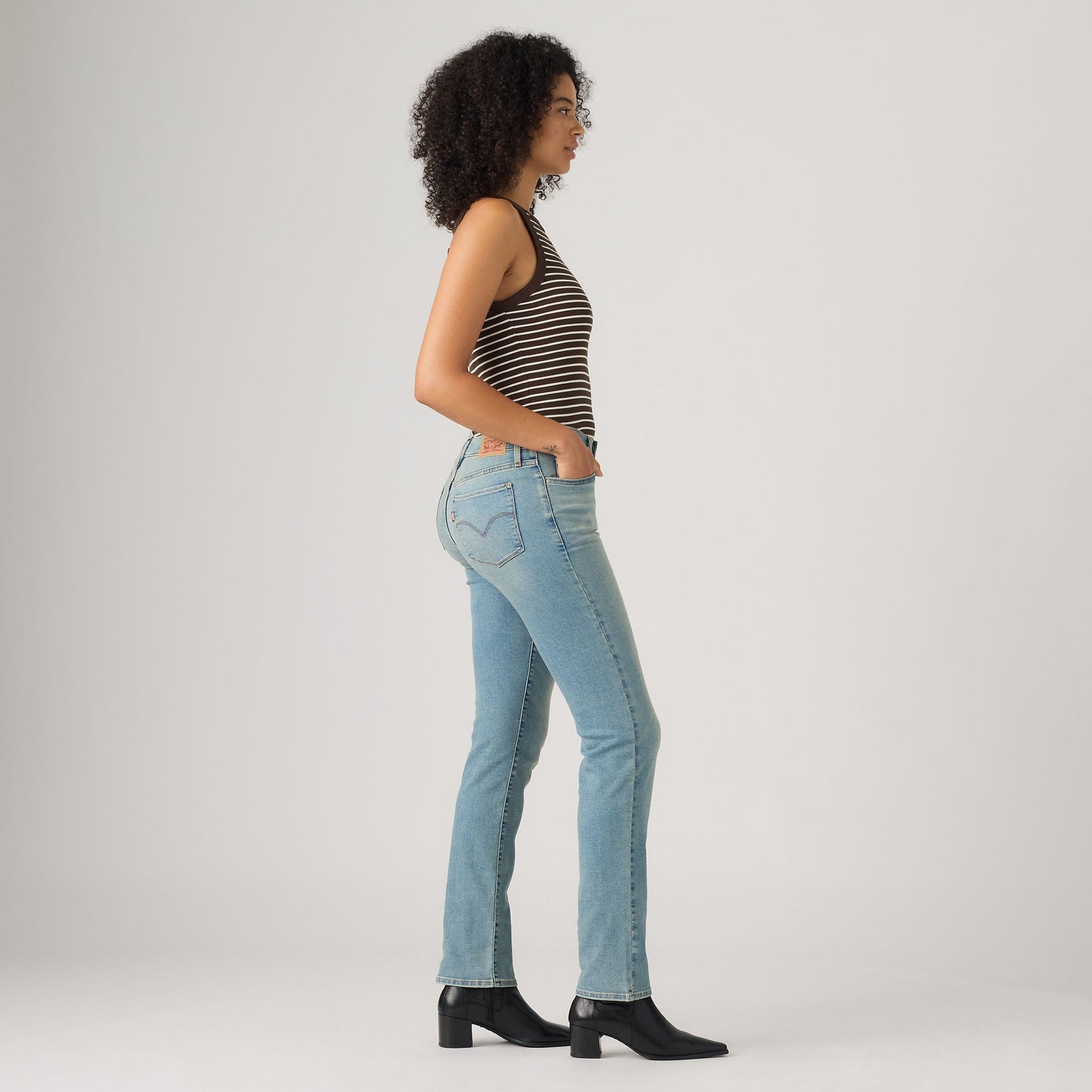 Main 4 - Levi's® Women's 314 Shaping Straight Jeans - 196310335