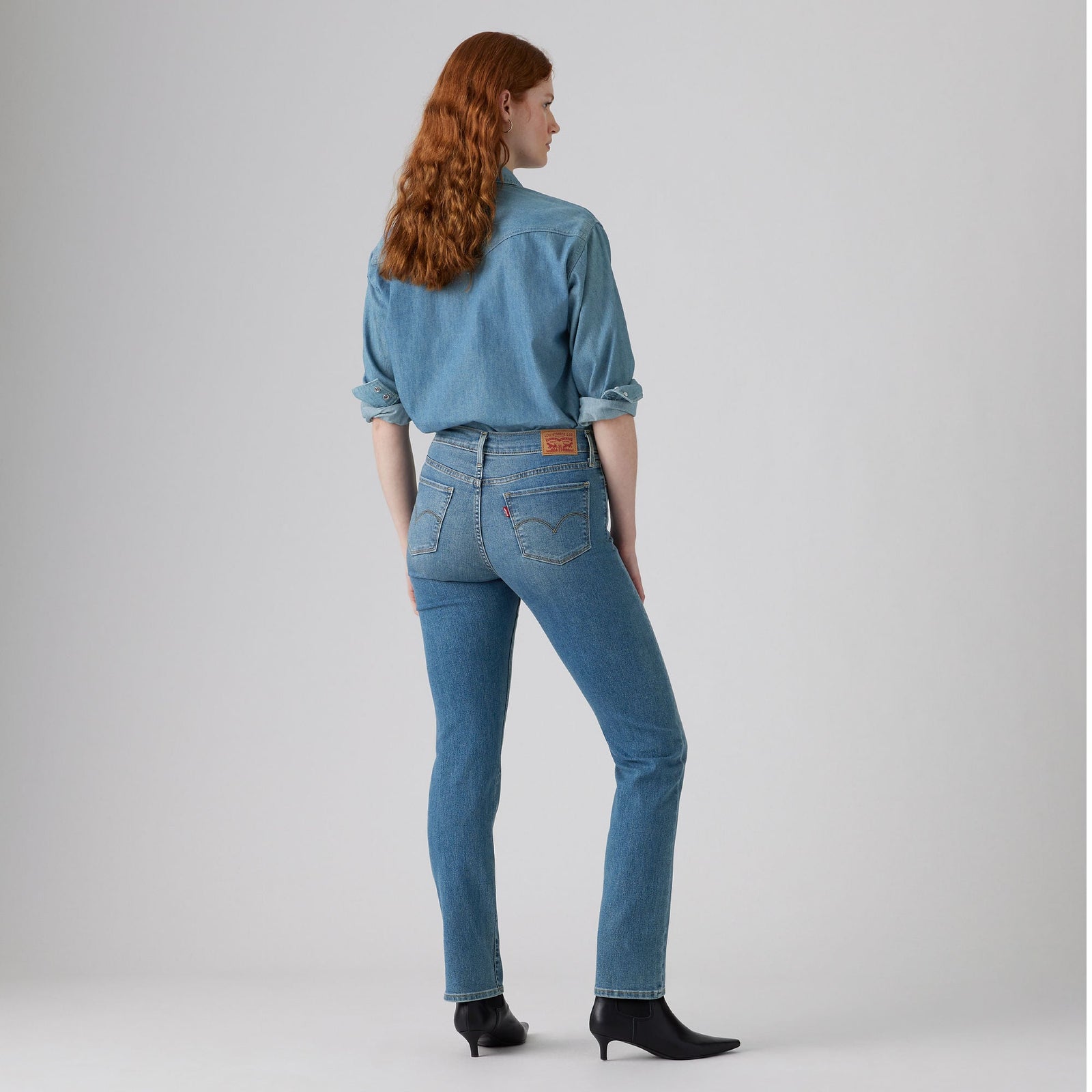 Main 2 - Levi's® Women's 314 Shaping Straight Jeans - 196310279