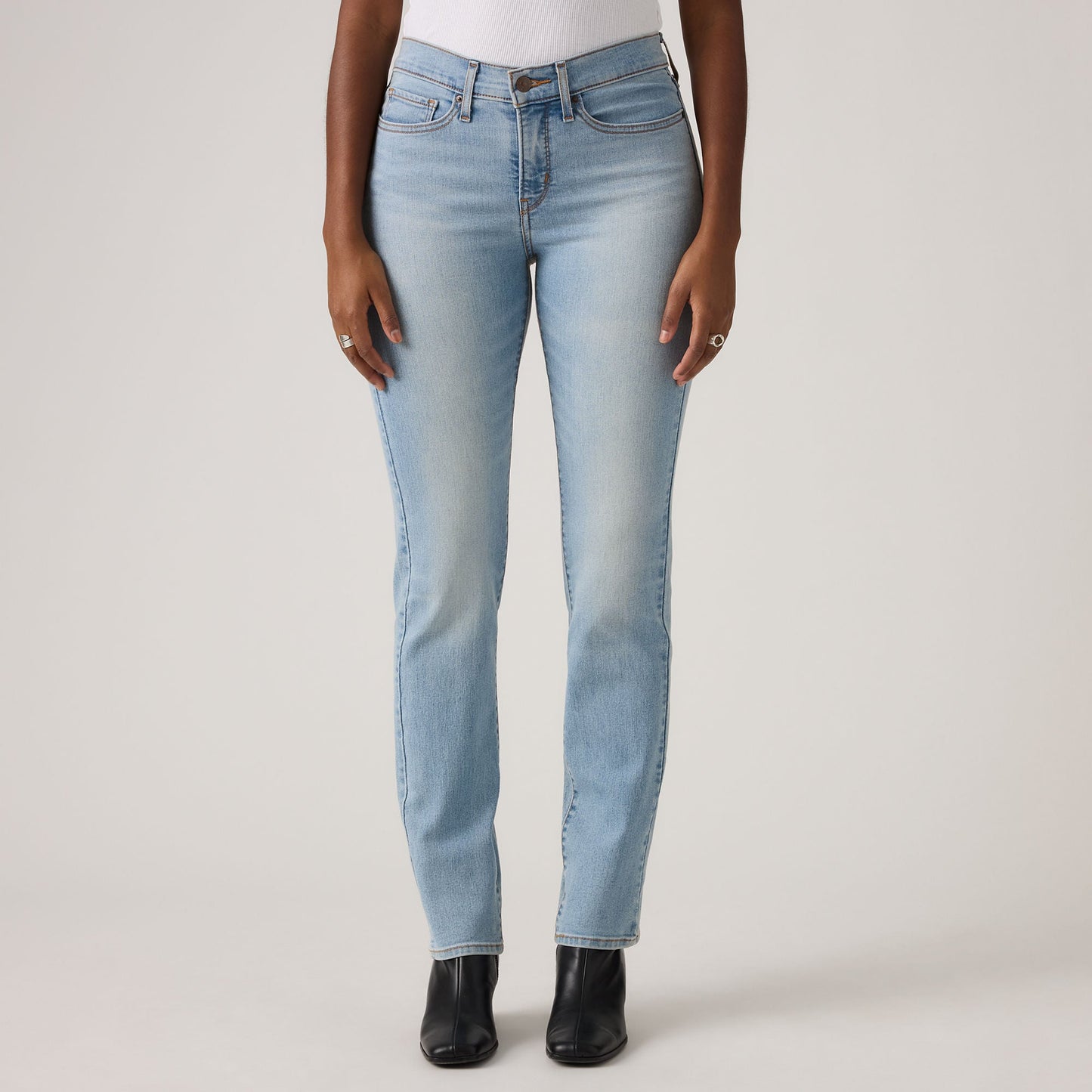 Levi's® Women's 314 Shaping Straight Jeans