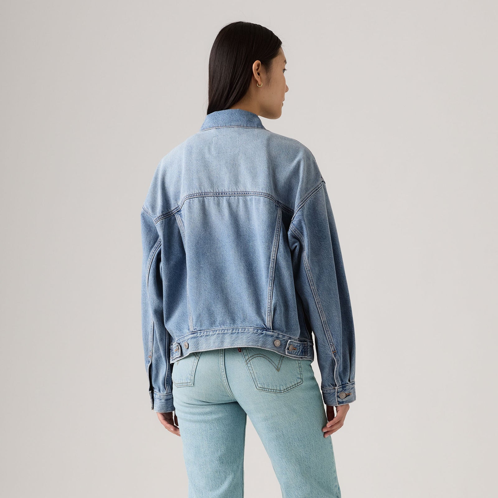 Main 2 - Levi's® Women's '90s Trucker Jacket - A17430140