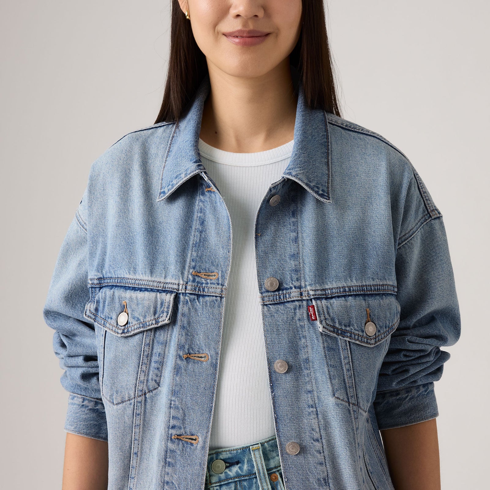 Main 5 - Levi's® Women's '90s Trucker Jacket - A17430140