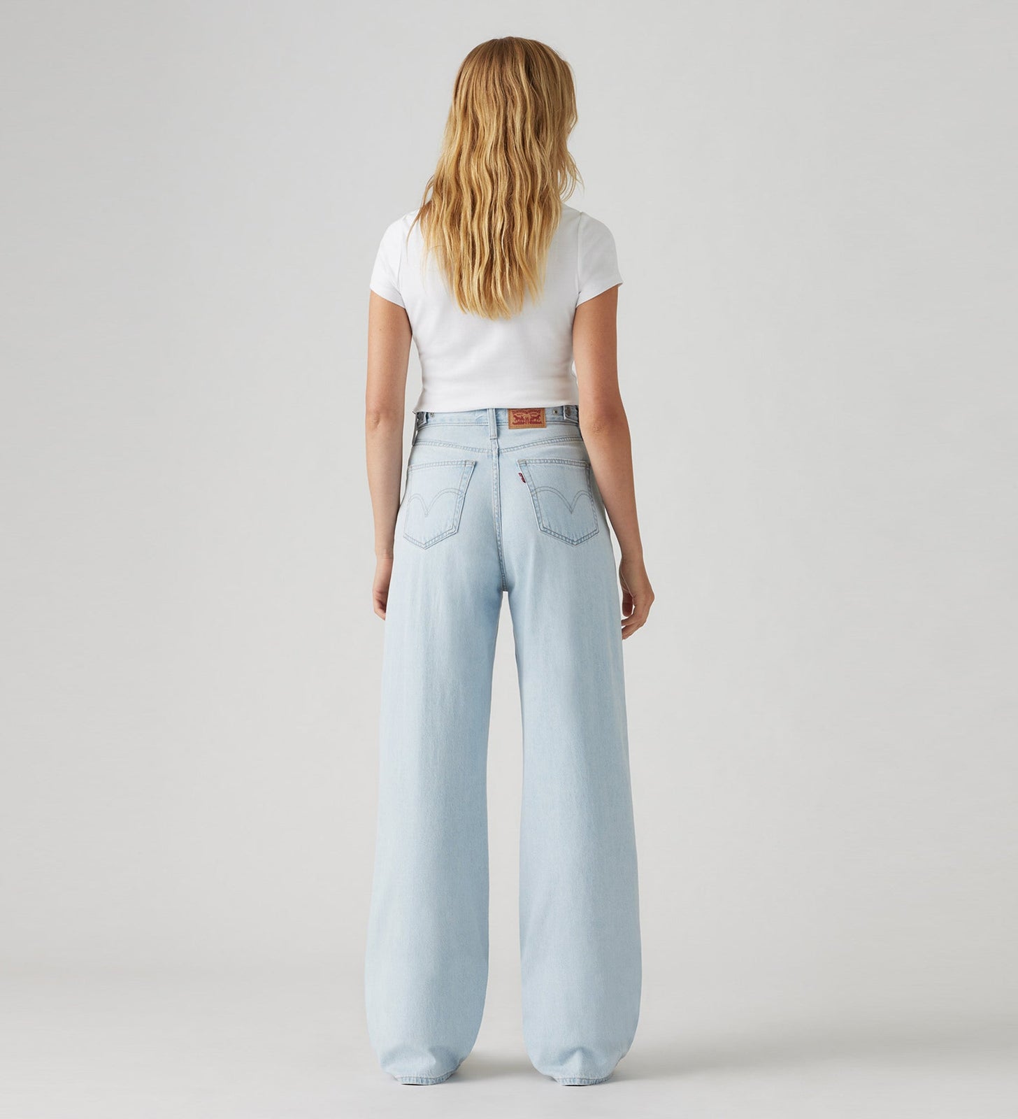 Main 2 - Levi's® Women's Cinch Baggy Jeans - 001UP0001