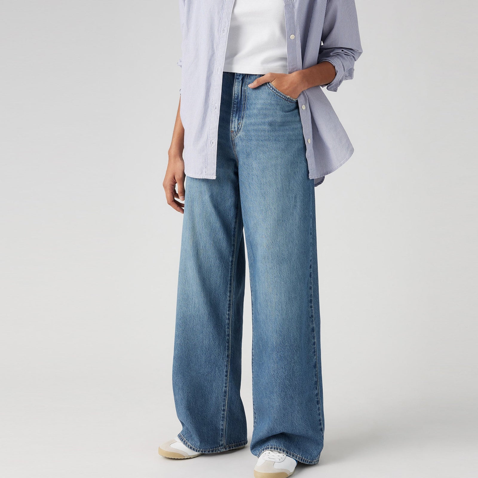 Main 5 - Levi's® Women's Cinch Baggy Jeans - 001UP0002