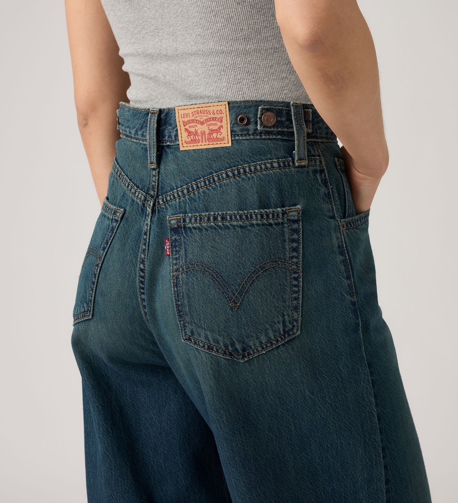 Main 6 - Levi's® Women's Cinch Baggy Jeans - 001UP0044