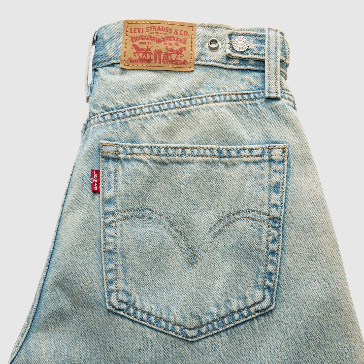 Levi's® Women's Cinch Baggy Jeans