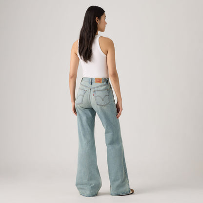 Thumbnail 2 - Levi's® Women's Cinch Flare Jeans - 0081R0005