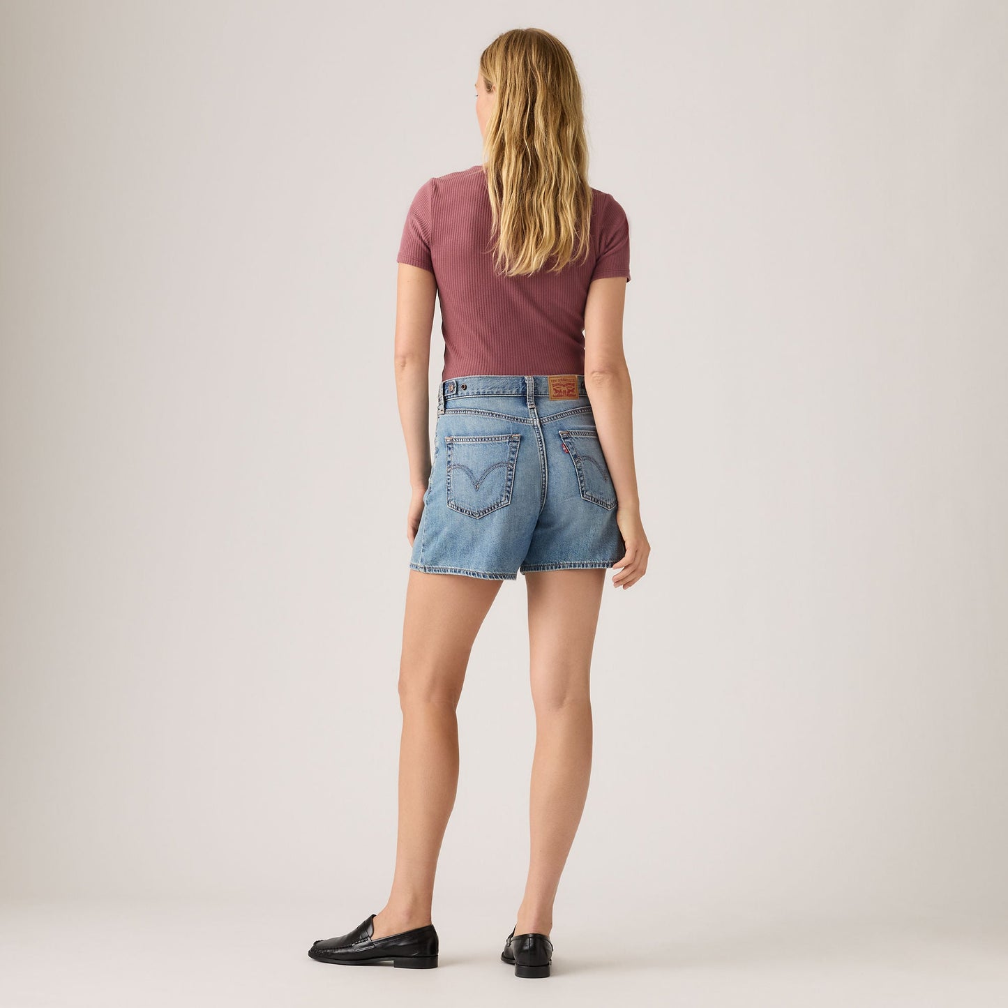 Levi's® Women's Cinch Mid-Thigh Shorts