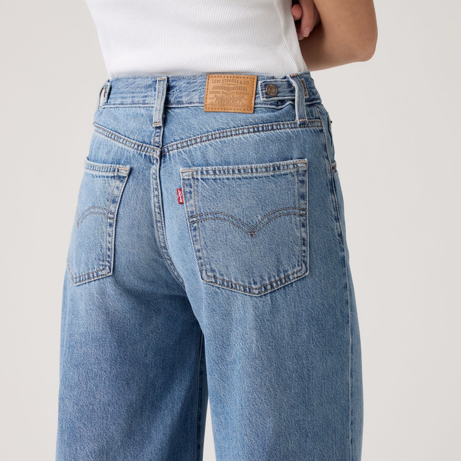 Main 7 - Levi's® Women's Cinch Wide-Leg Jeans - 0073B0002