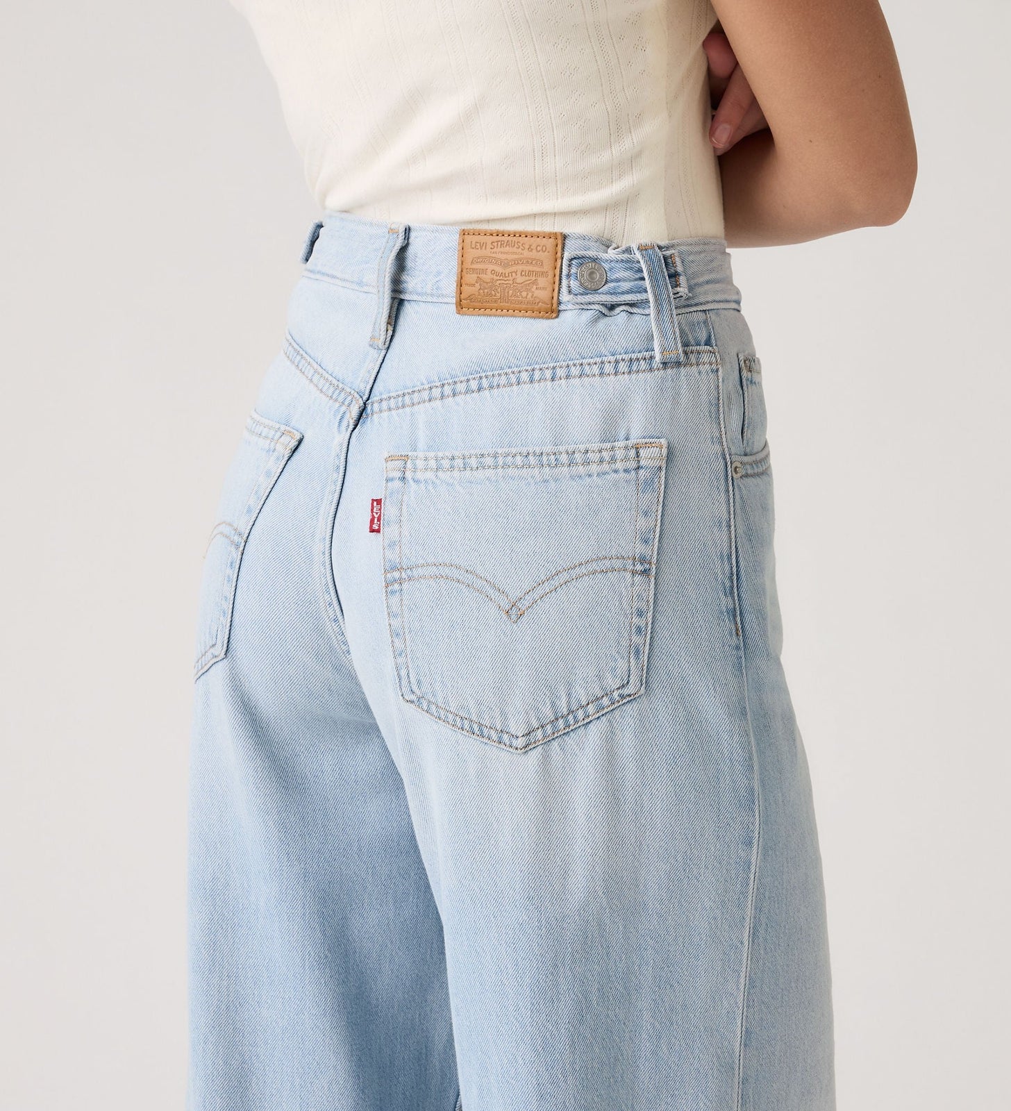 Main 7 - Levi's® Women's Cinch Wide-Leg Jeans - 0073B0003