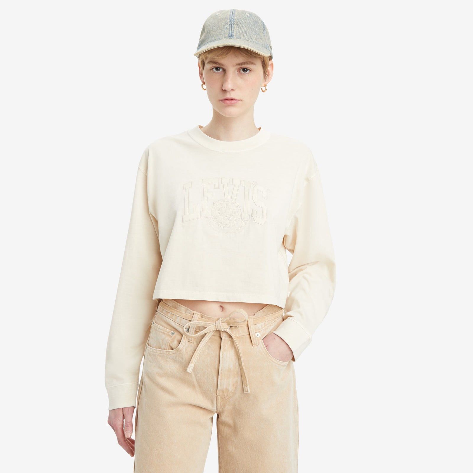 Main 2 - Levi's® Women's Cropped Long-Sleeve Football Tee SCL - 