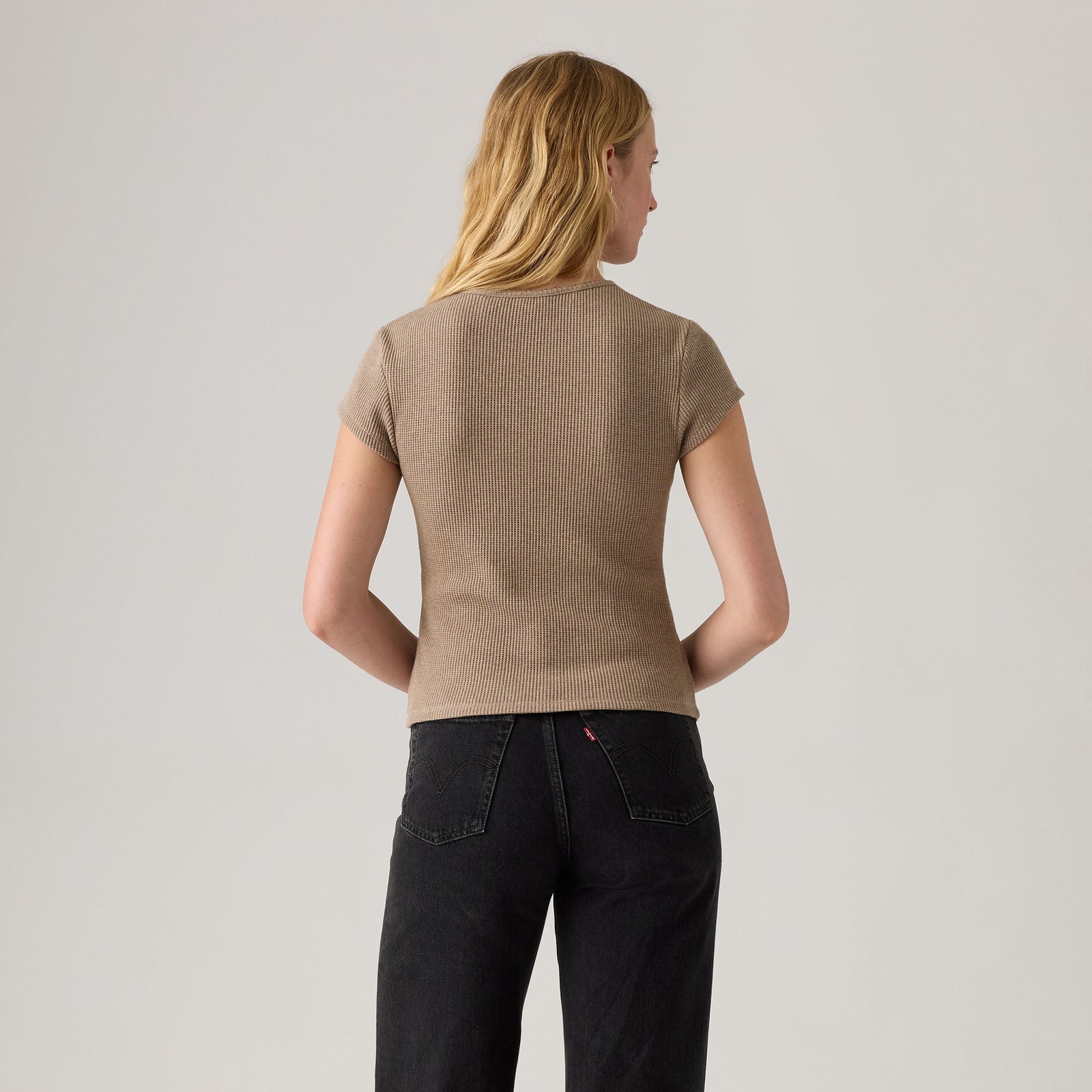 Main 2 - Levi's® Women's Dry Goods Waffle Cap-Sleeve Tee - 003PW0003