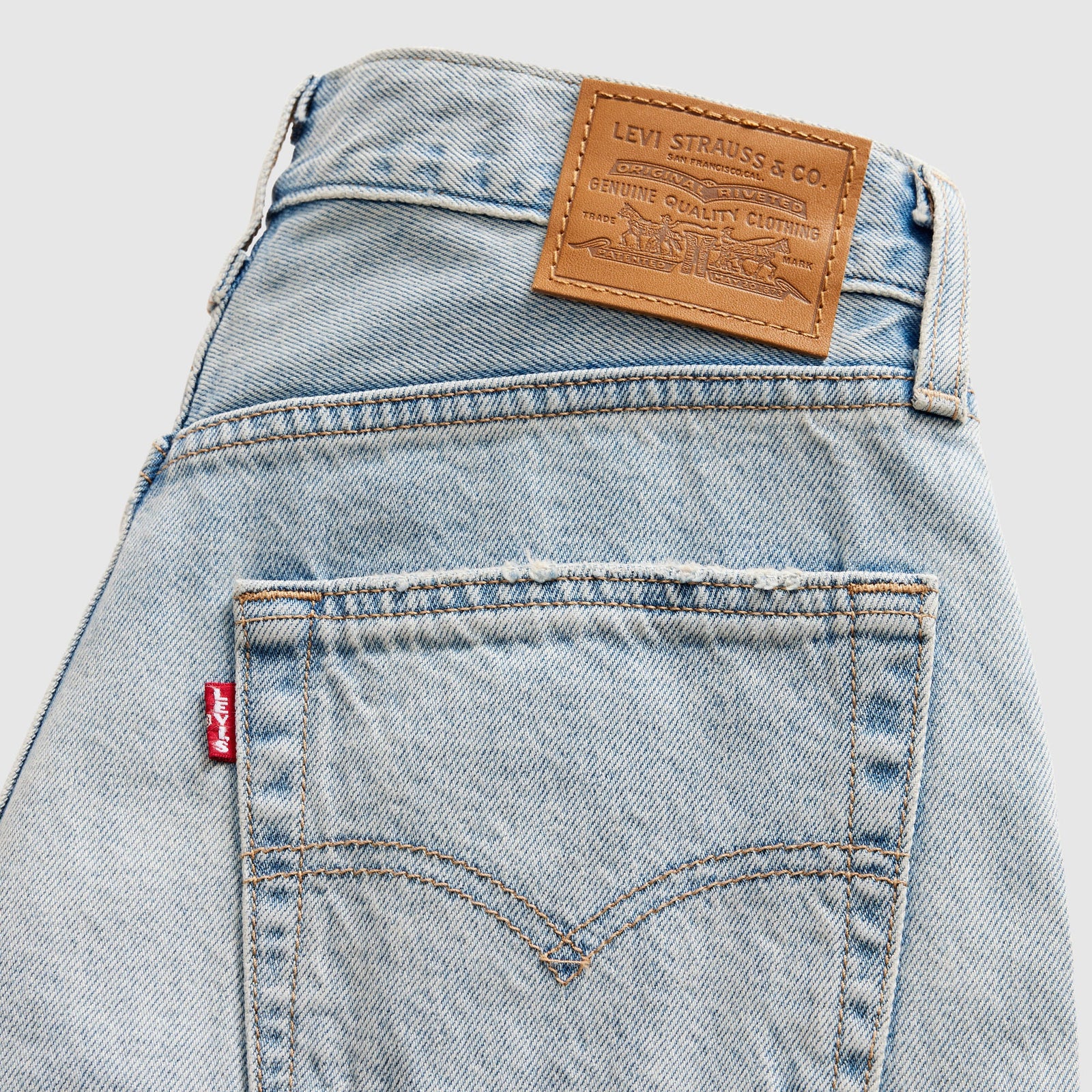 Main 7 - Levi's® Women's Easy Dad Jeans - 005DC0000