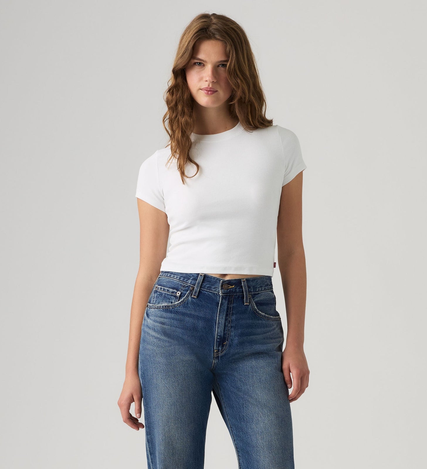 Main 3 - Levi's® Women's Essential Baby Tee - 0085R0000