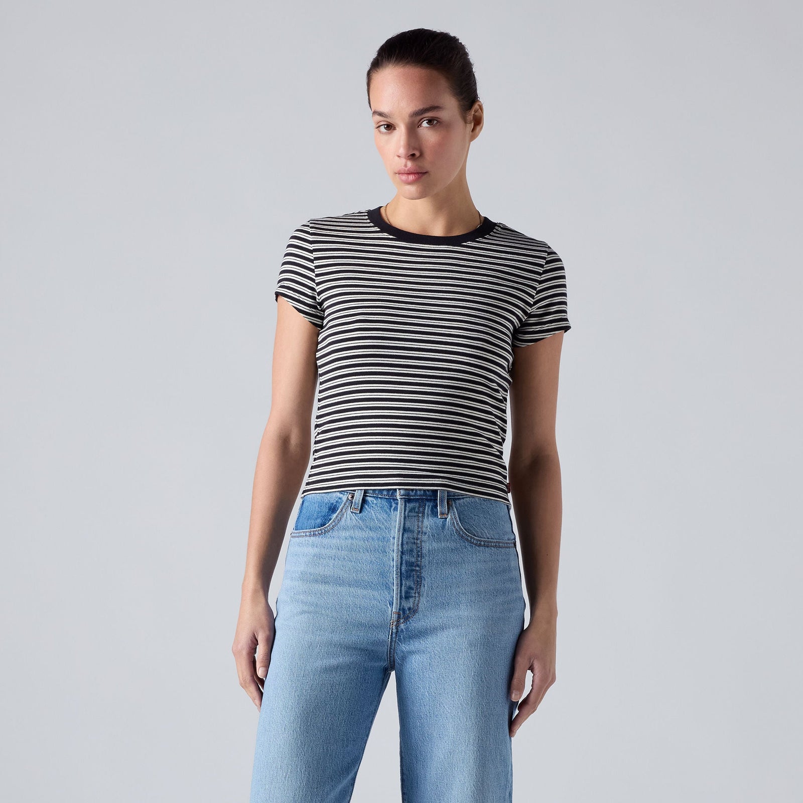 Main 3 - Levi's® Women's Essential Baby Tee - 0085R0003
