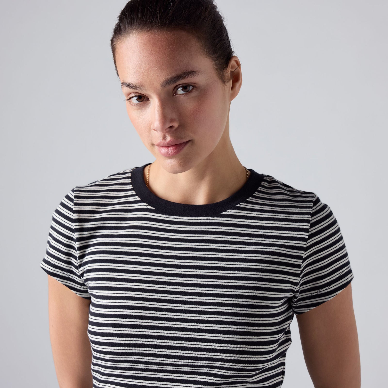Main 4 - Levi's® Women's Essential Baby Tee - 0085R0003