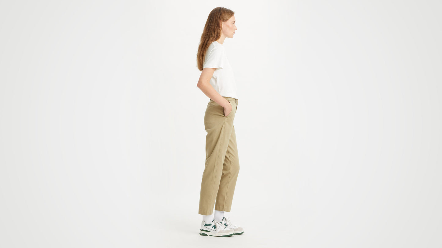 Levi's® Women's Essential Chino Pants