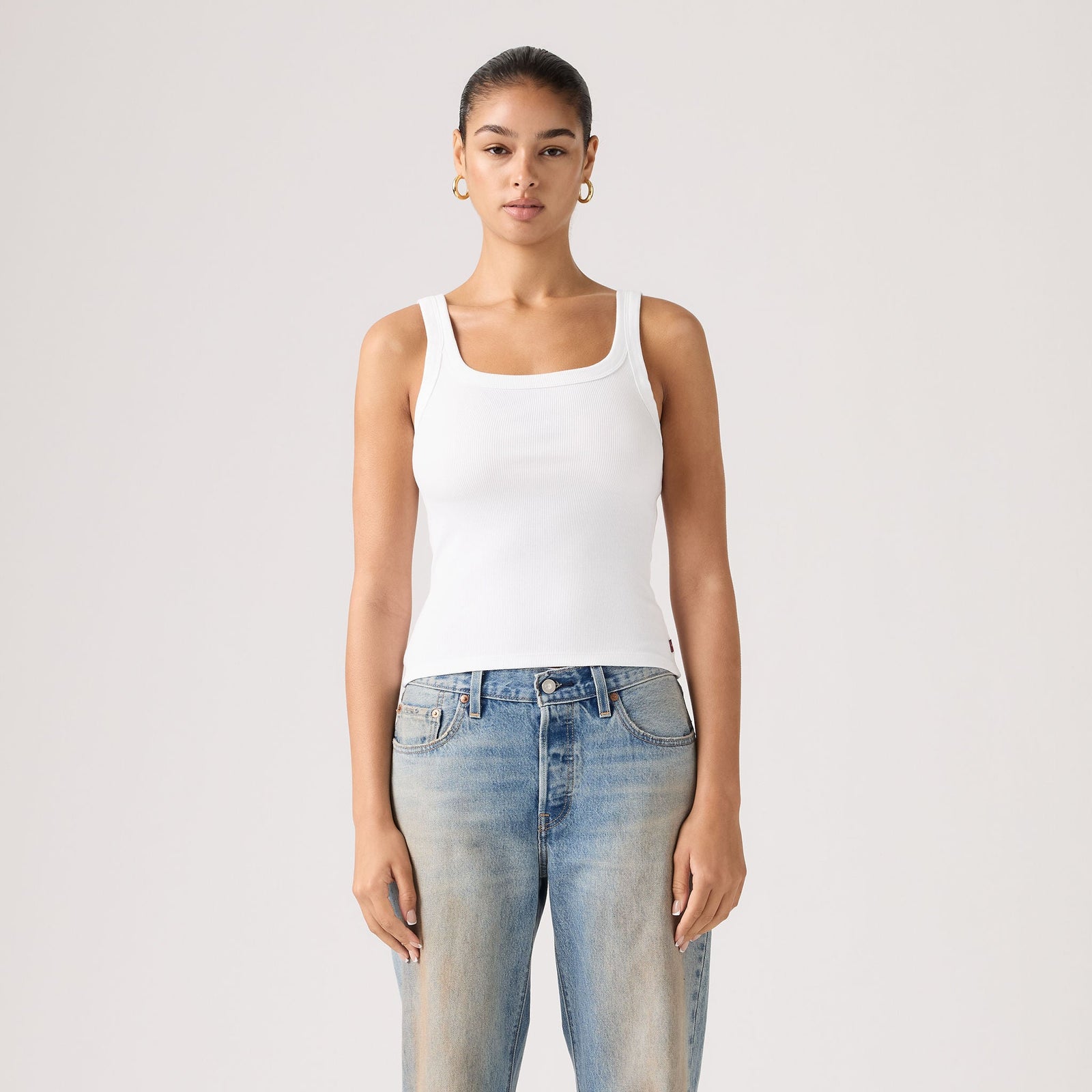 Main 3 - Levi's® Women's Essential Ribbed Tank - 005IN0000
