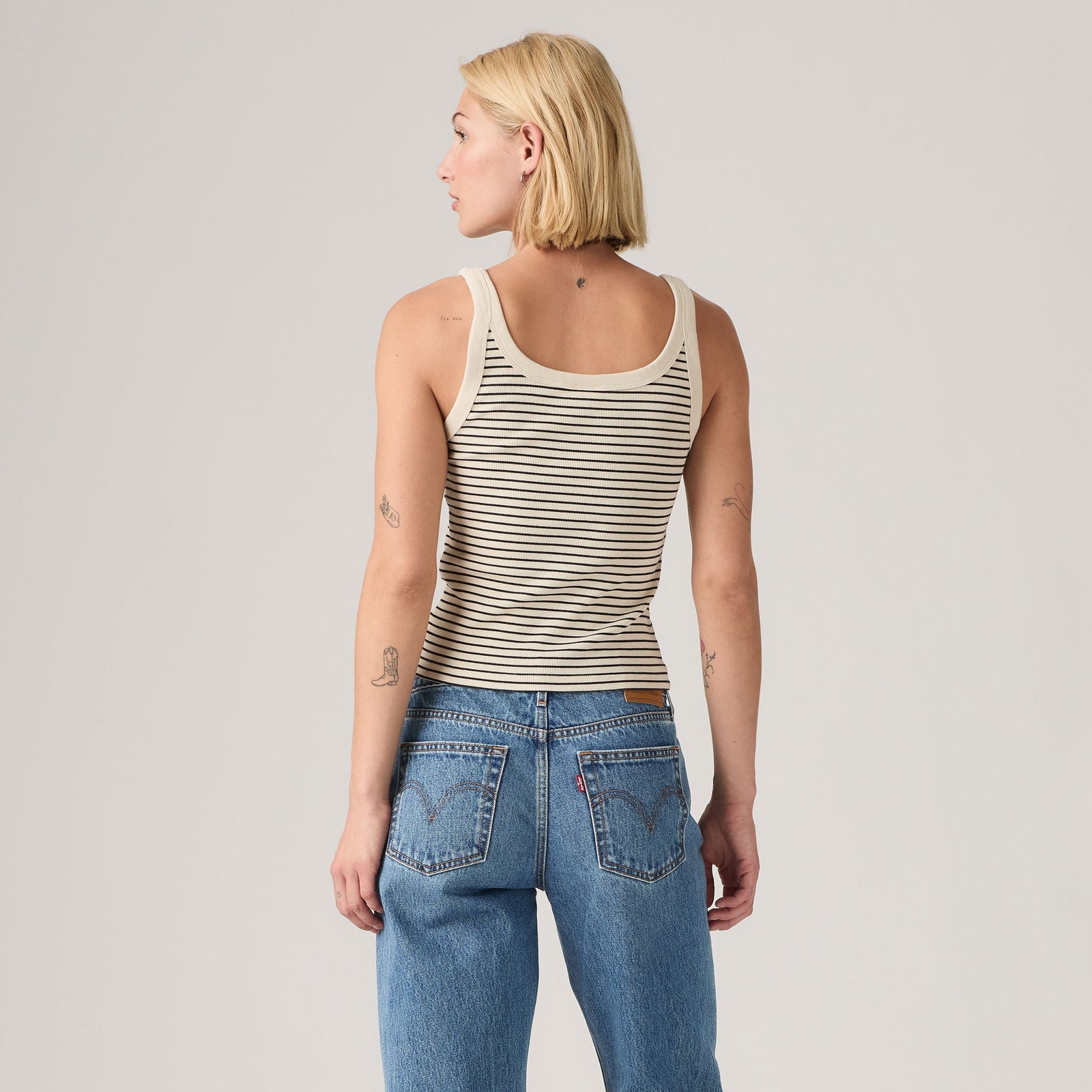 Main 2 - Levi's® Women's Essential Ribbed Tank - 005IN0006