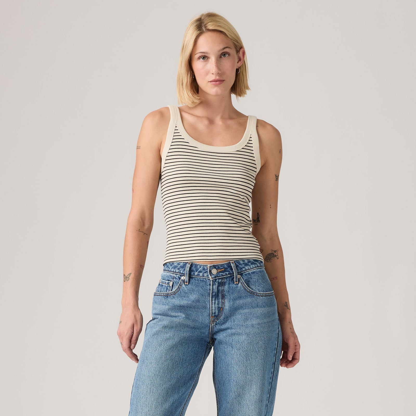 Main 3 - Levi's® Women's Essential Ribbed Tank - 005IN0006