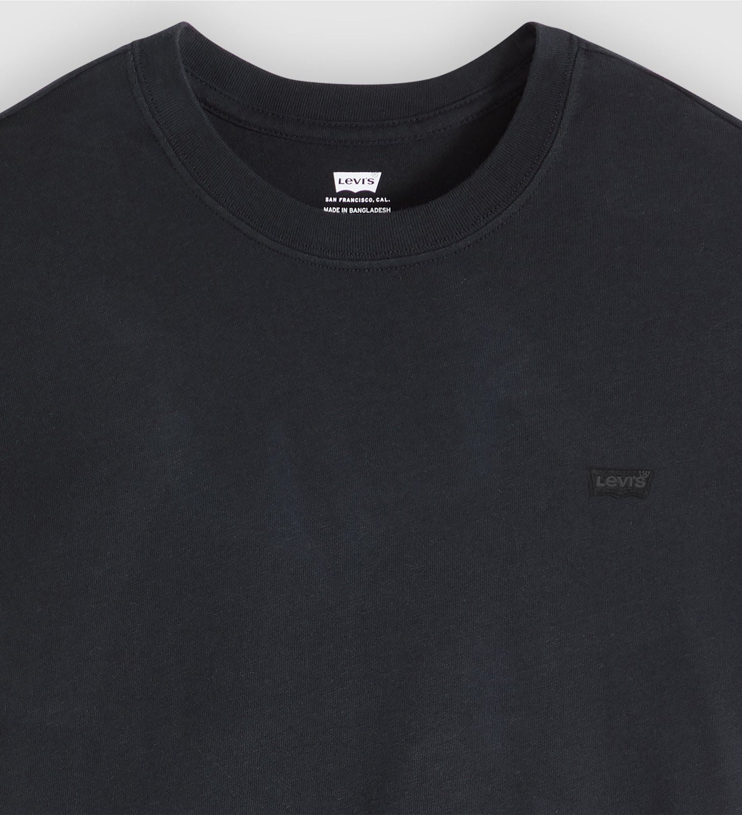 Main 5 - Levi's® Women's Favorite Cotton Tee - 005J20001