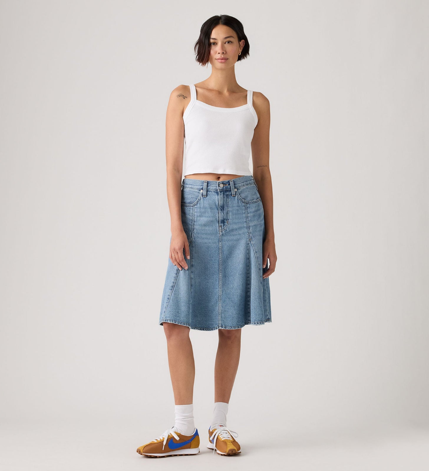 Main 2 - Levi's® Women's Godet Knee-Length Skirt - 005N80002