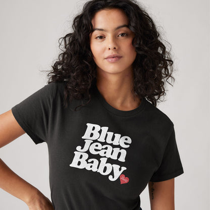Levi's® Women's Graphic Classic Tee