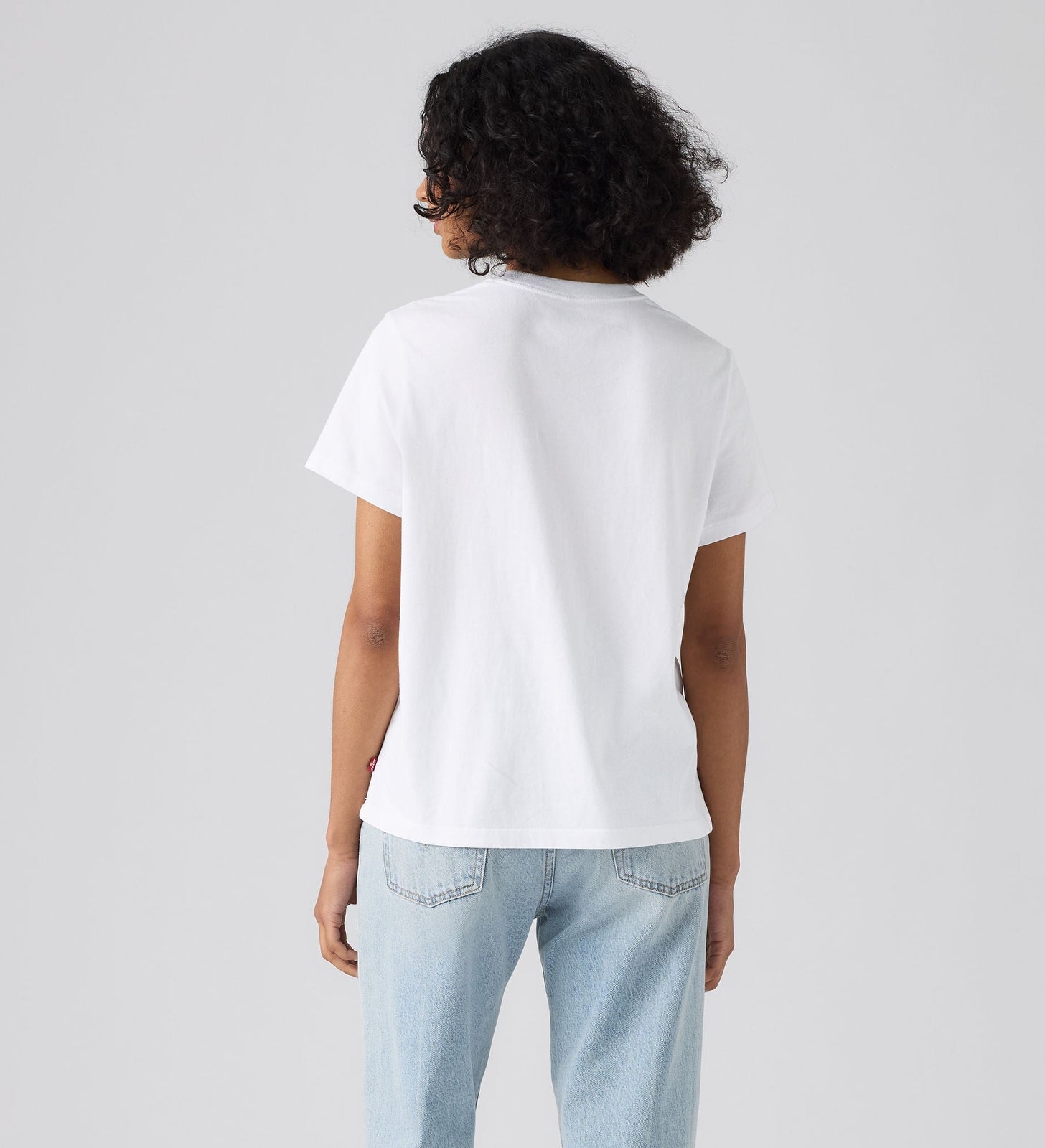 Main 2 - Levi's® Women's Graphic Favorite Tee - 005GV0073