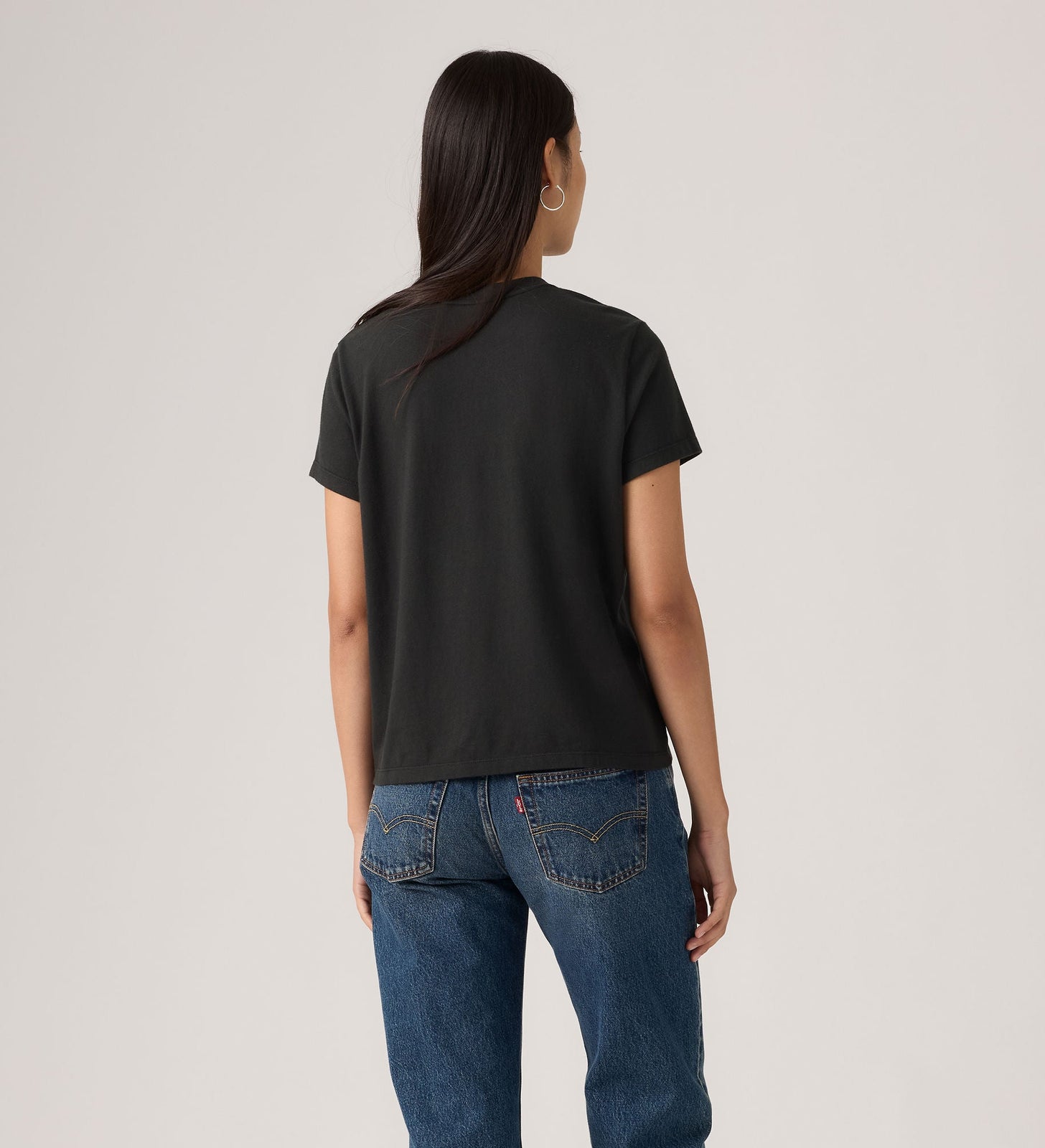 Main 2 - Levi's® Women's Graphic Favorite Tee - 005GV0026