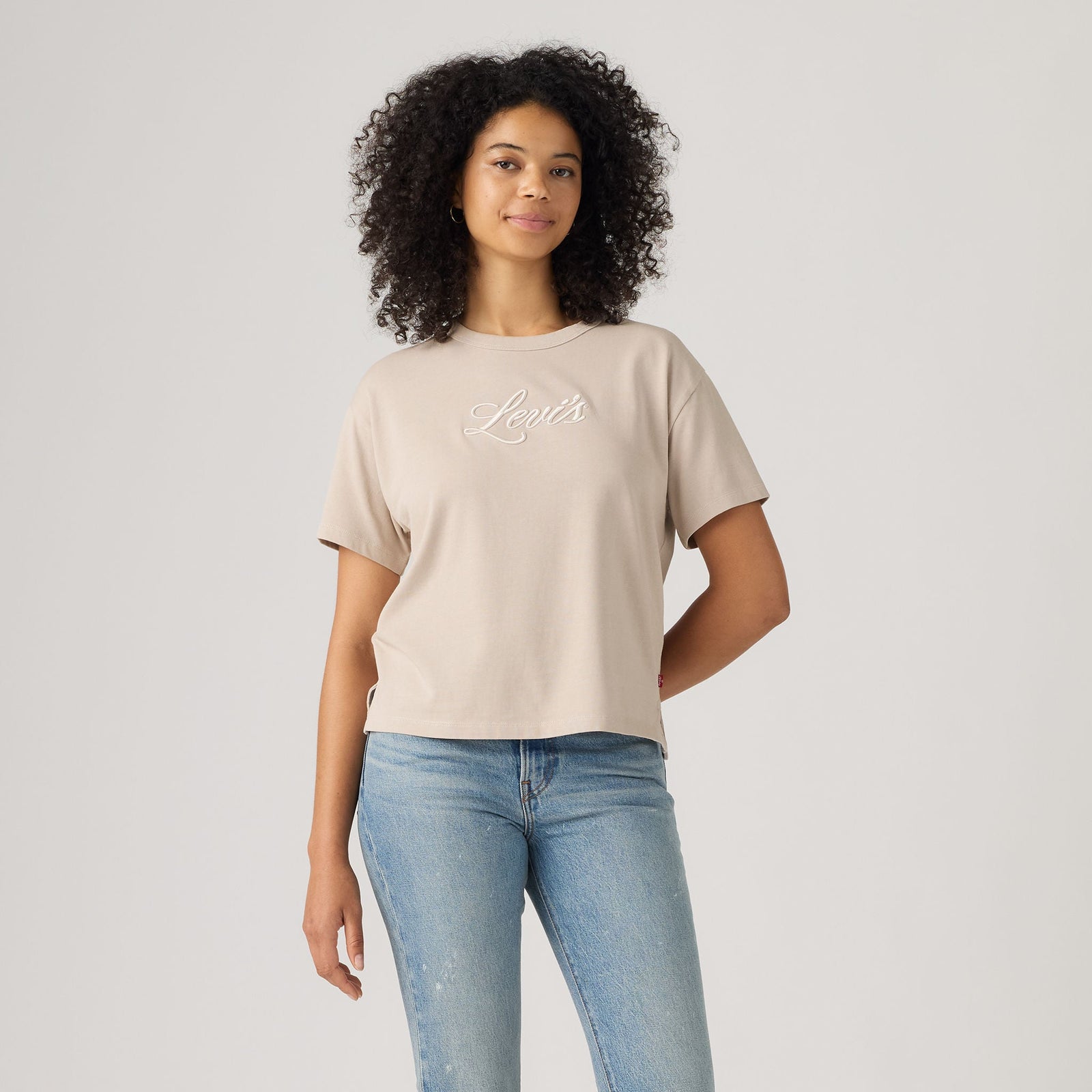 Main 3 - Levi's® Women's Graphic Vintage Short-Sleeve Tee - 005OY0045
