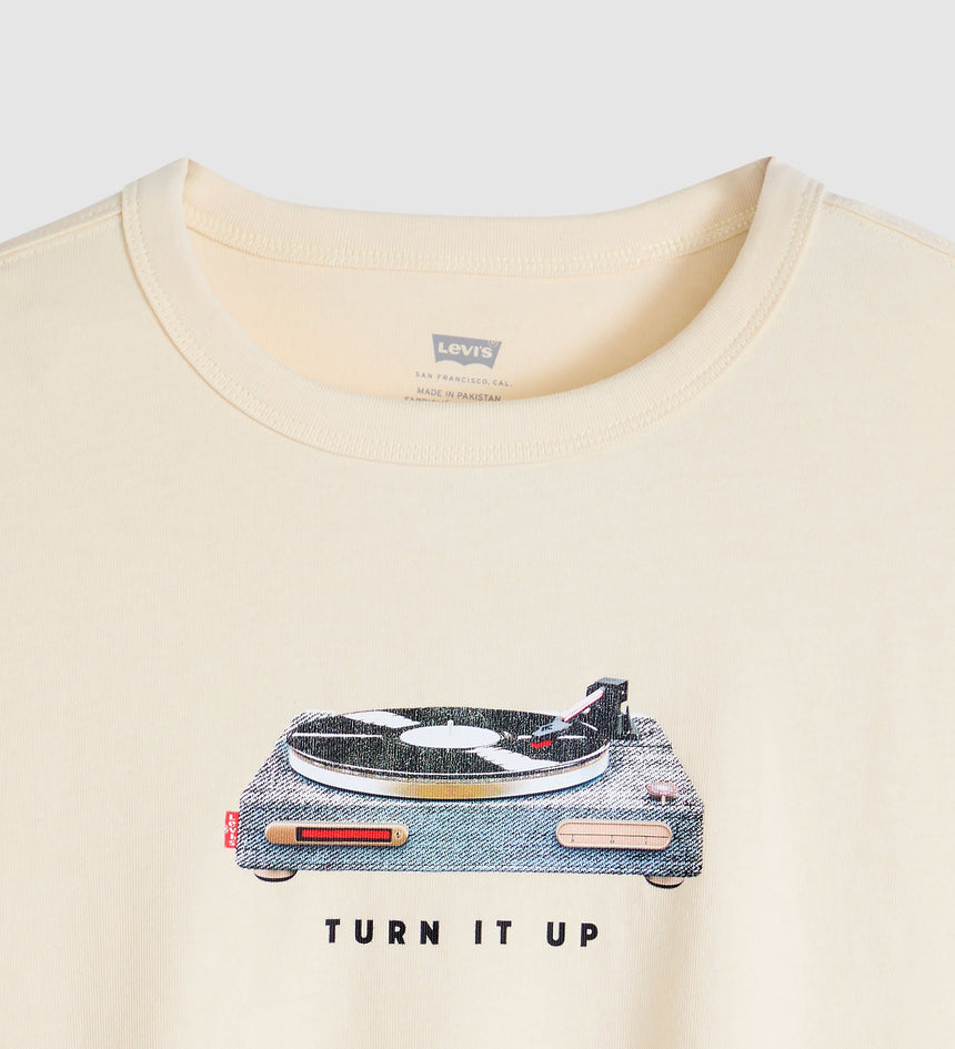 Main 6 - Levi's® Women's Graphic Vintage Tee - 005OY0026