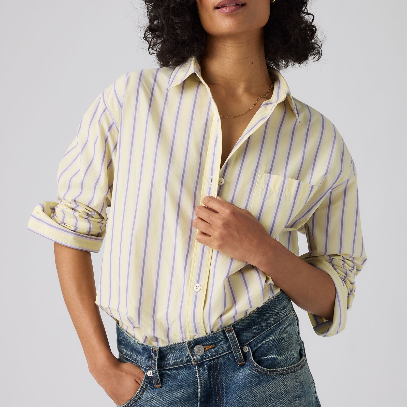 Main 5 - Levi's® Women's Harlie Boyfriend Shirt - 001HM0027