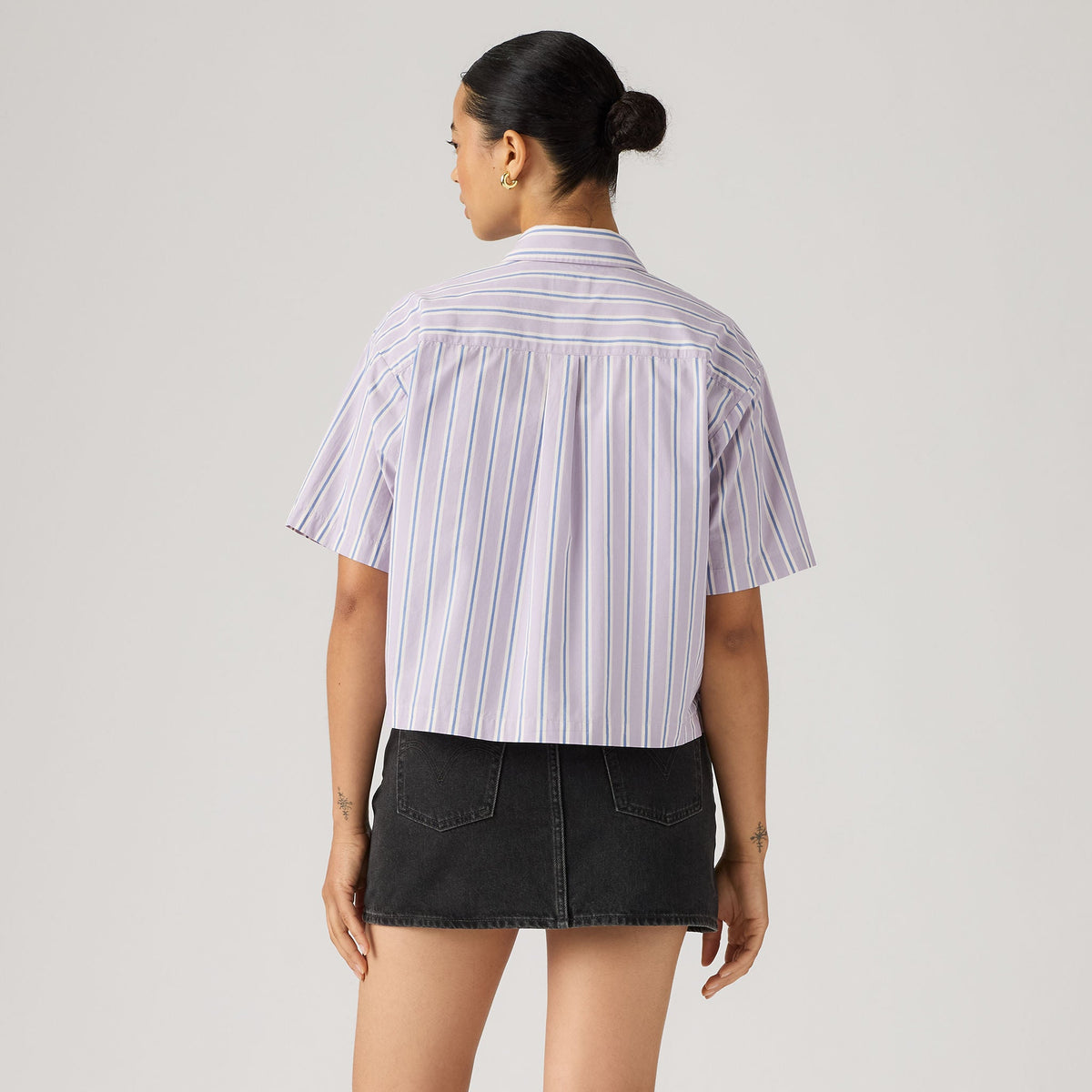 Levi's® Women's Harlie Short-Sleeve Cropped Shirt