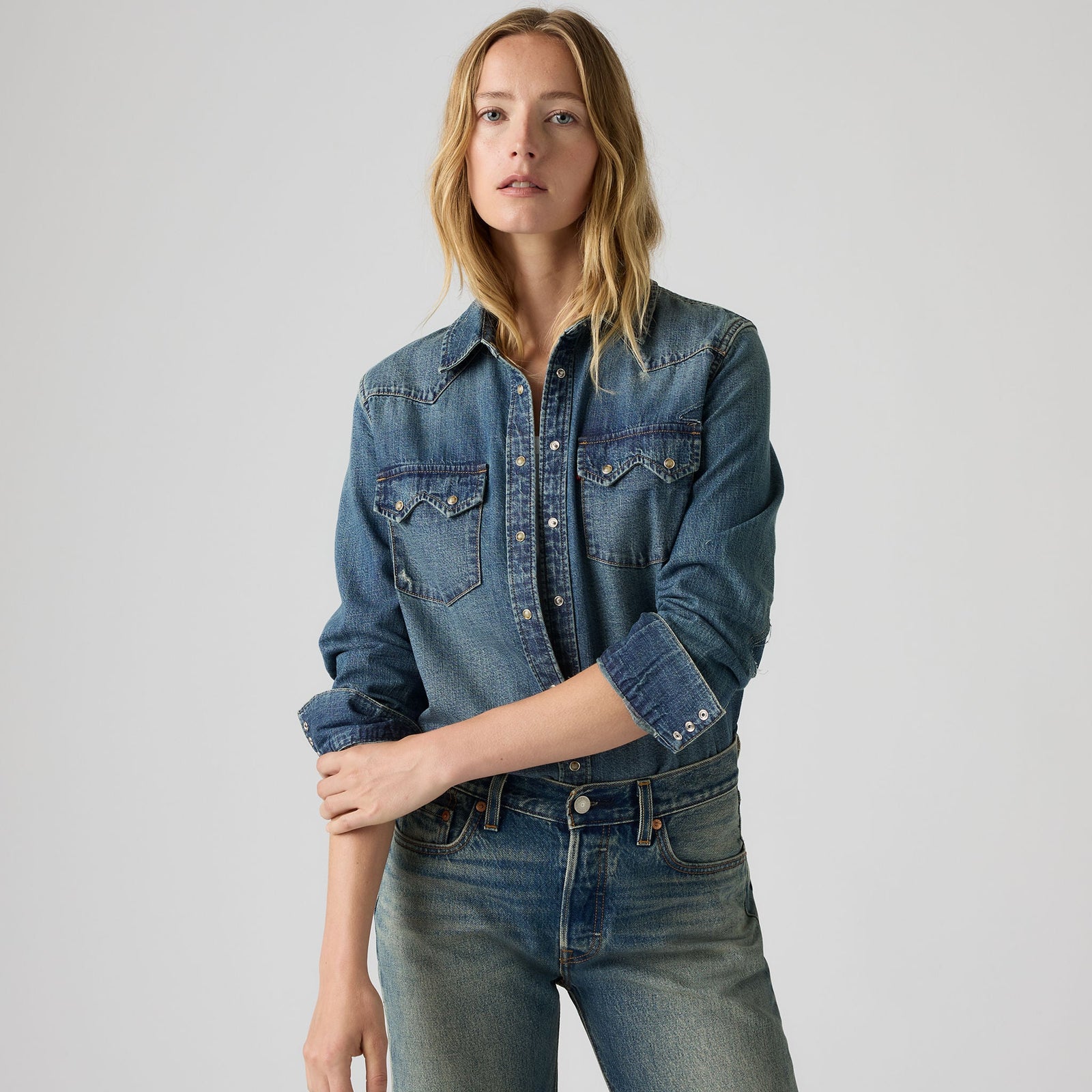 Main 1 - Levi's® Women's Heritage Western Sawtooth Shirt - 007WU0001