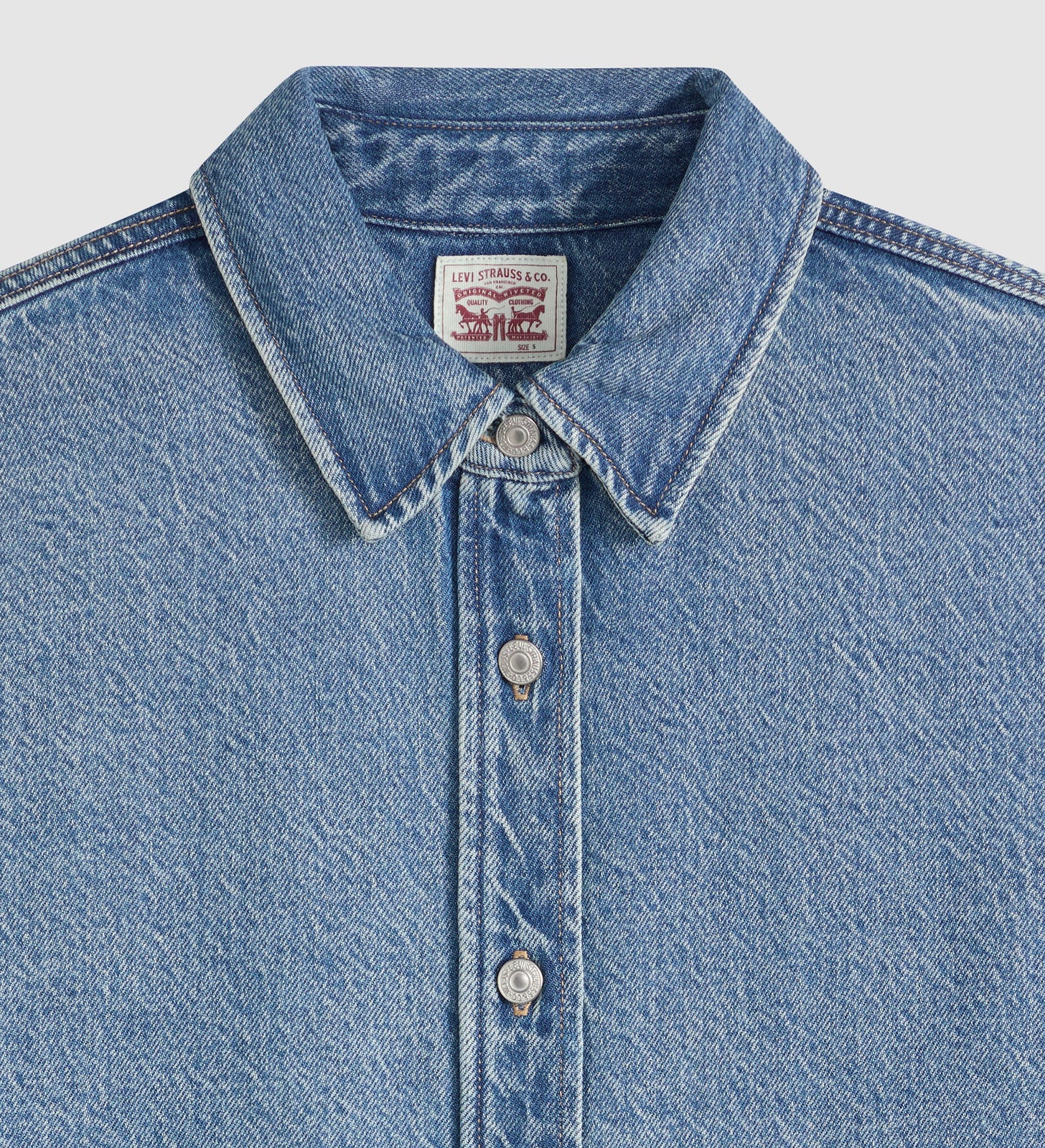 Main 7 - Levi's® Women's Jordan Denim Shirt - 007WZ0007