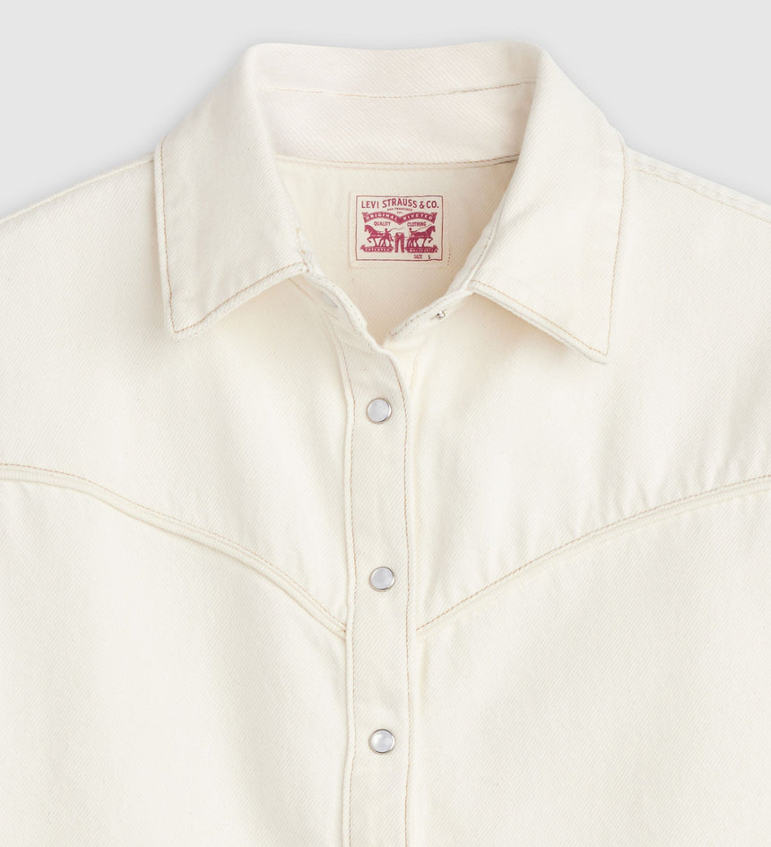 Main 6 - Levi's® Women's Logan Short-Sleeve Denim Shirt - 005CR0001