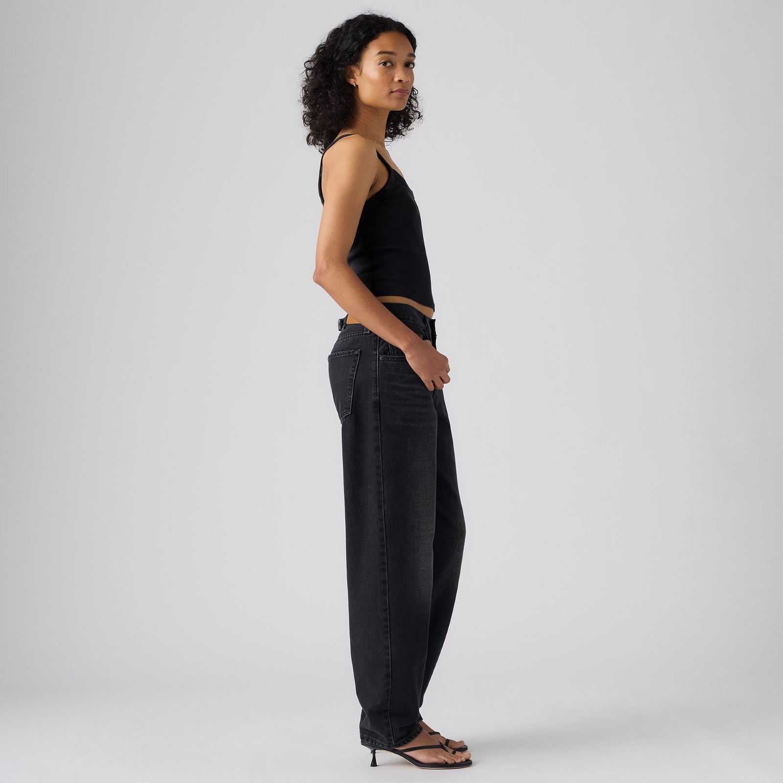 Main 4 - Levi's® Women's Loose Taper Jeans - 0083N0004