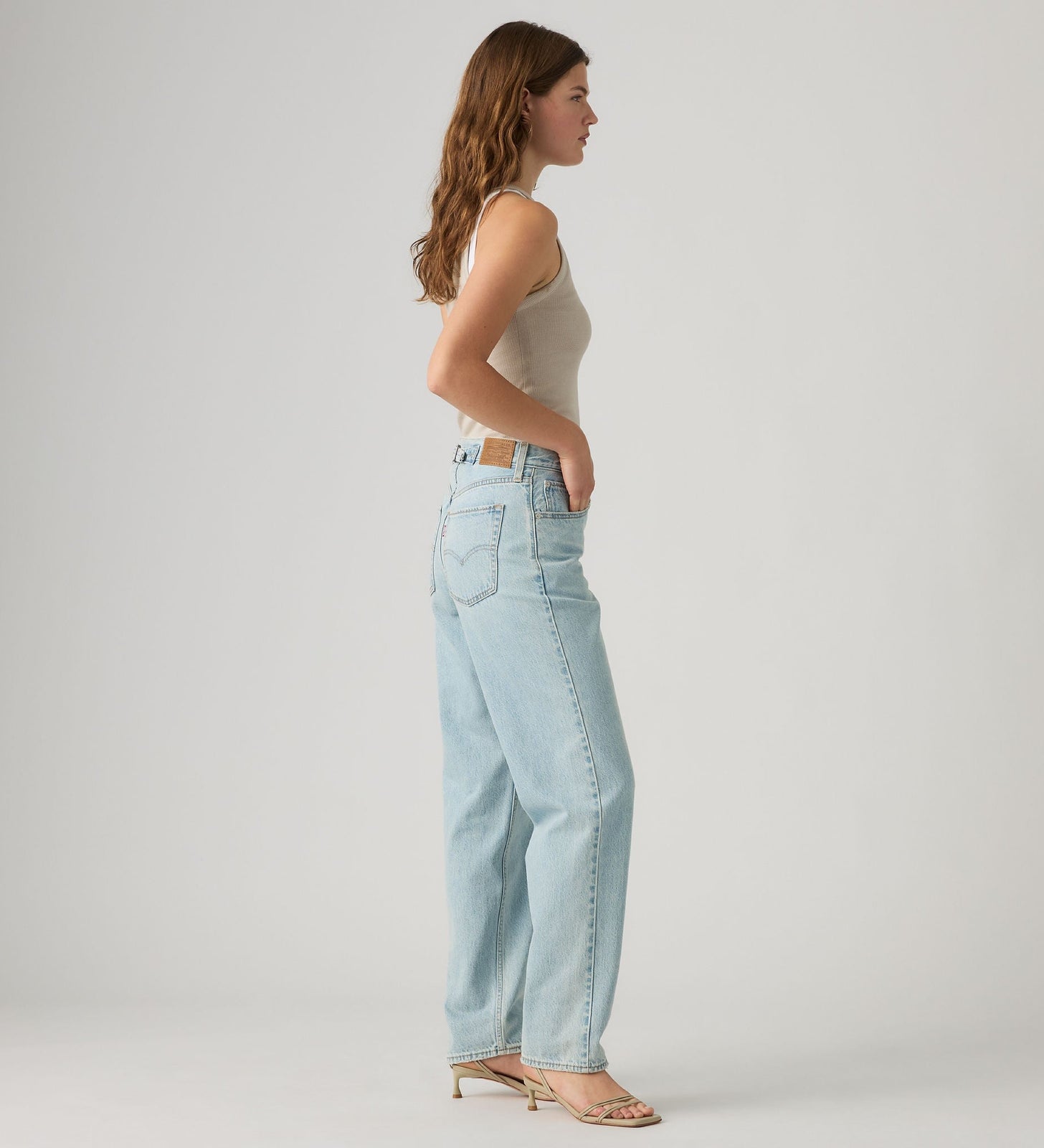 Main 4 - Levi's® Women's Loose Taper Jeans - 0083N0007